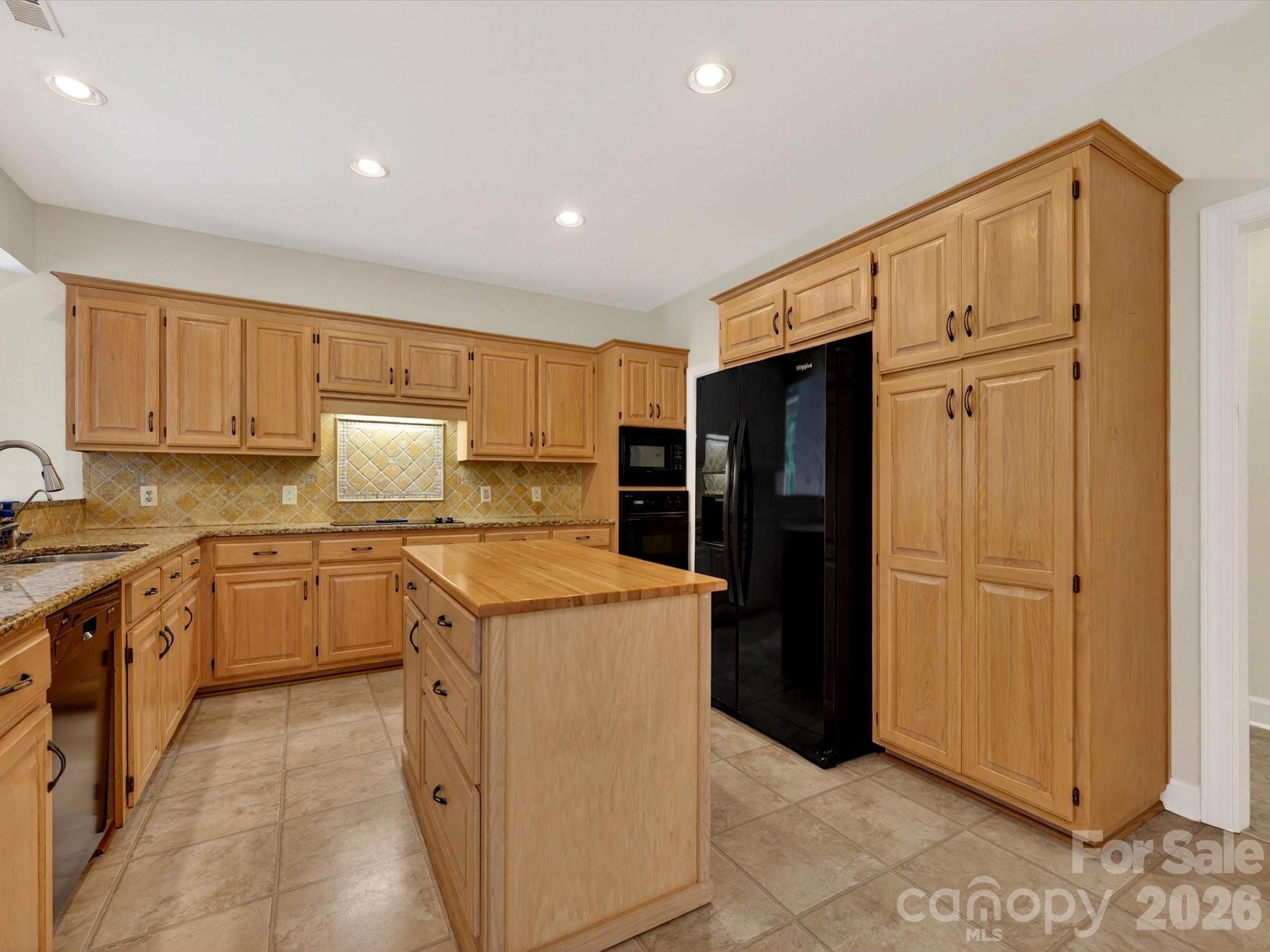 1318 Fawn Ridge Road NW — Concord