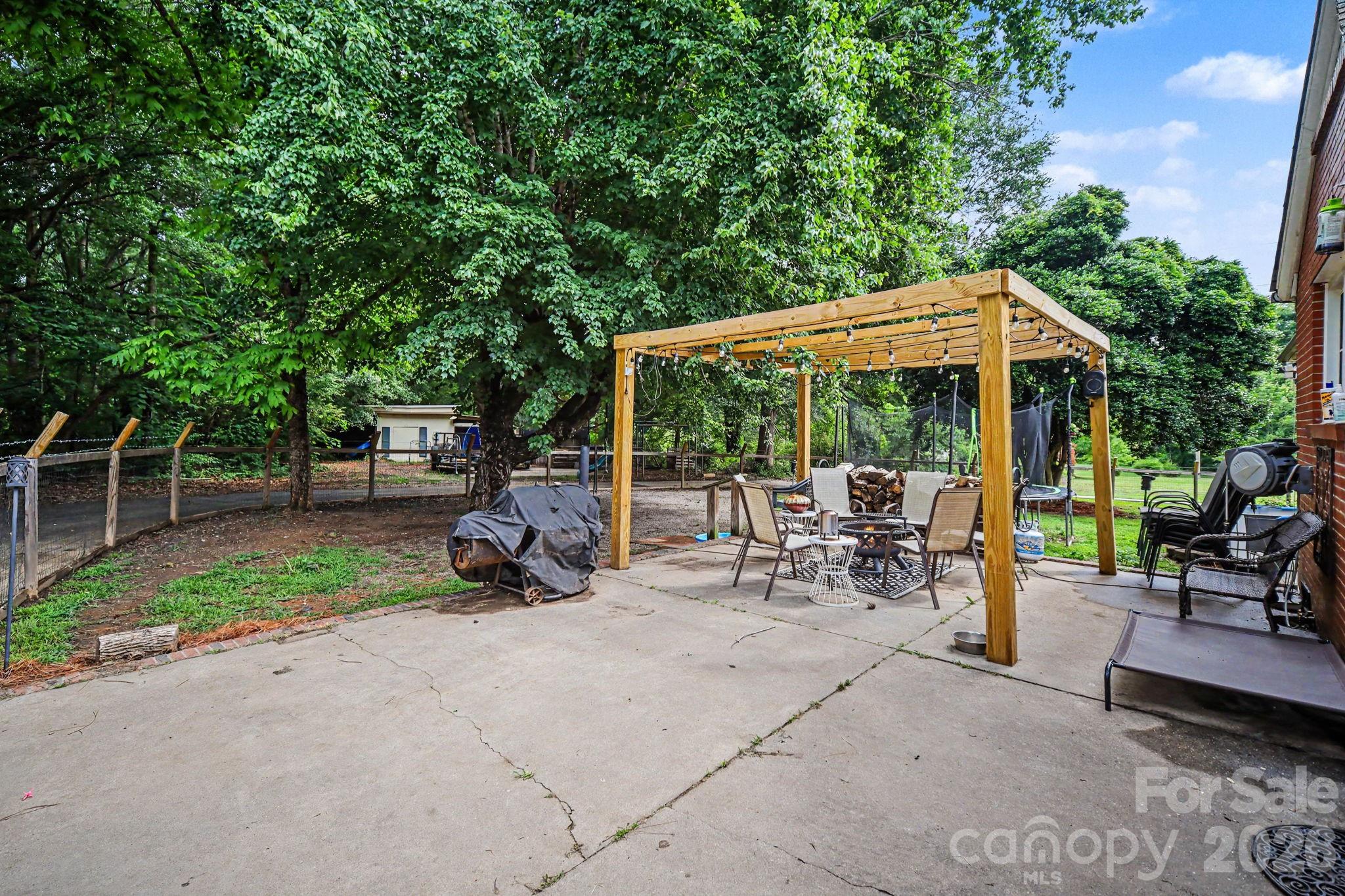 1224 Petes Road — Lincolnton
