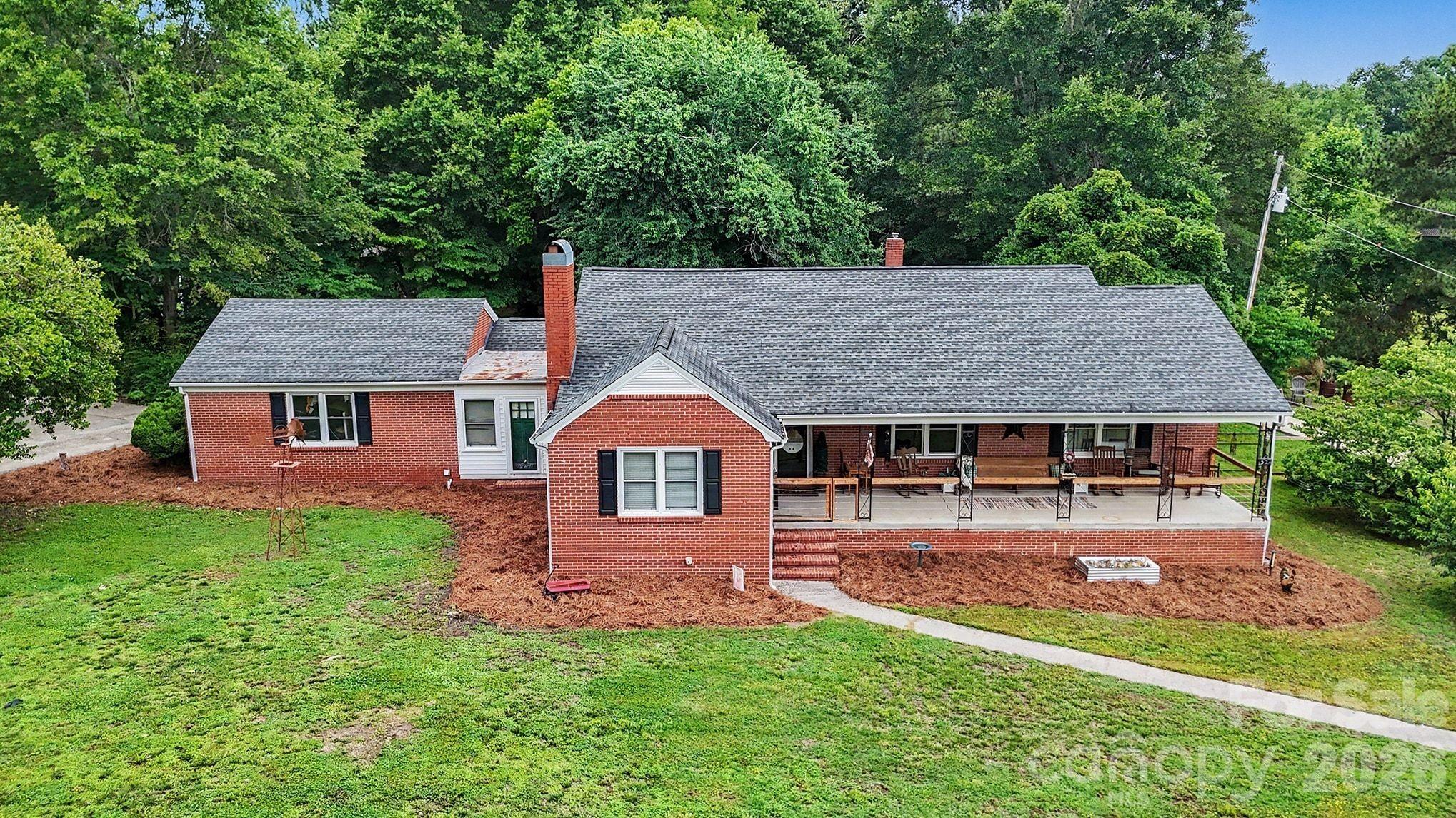 1224 Petes Road — Lincolnton