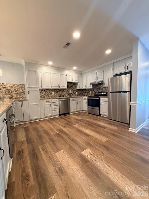 518 Camrose Circle NE — Concord