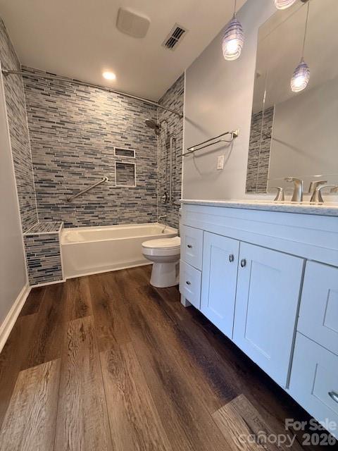 518 Camrose Circle NE — Concord