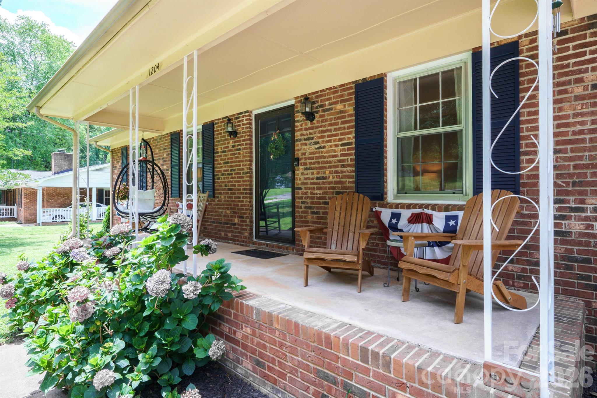 1204 Crowders Mountain Road — Bessemer City