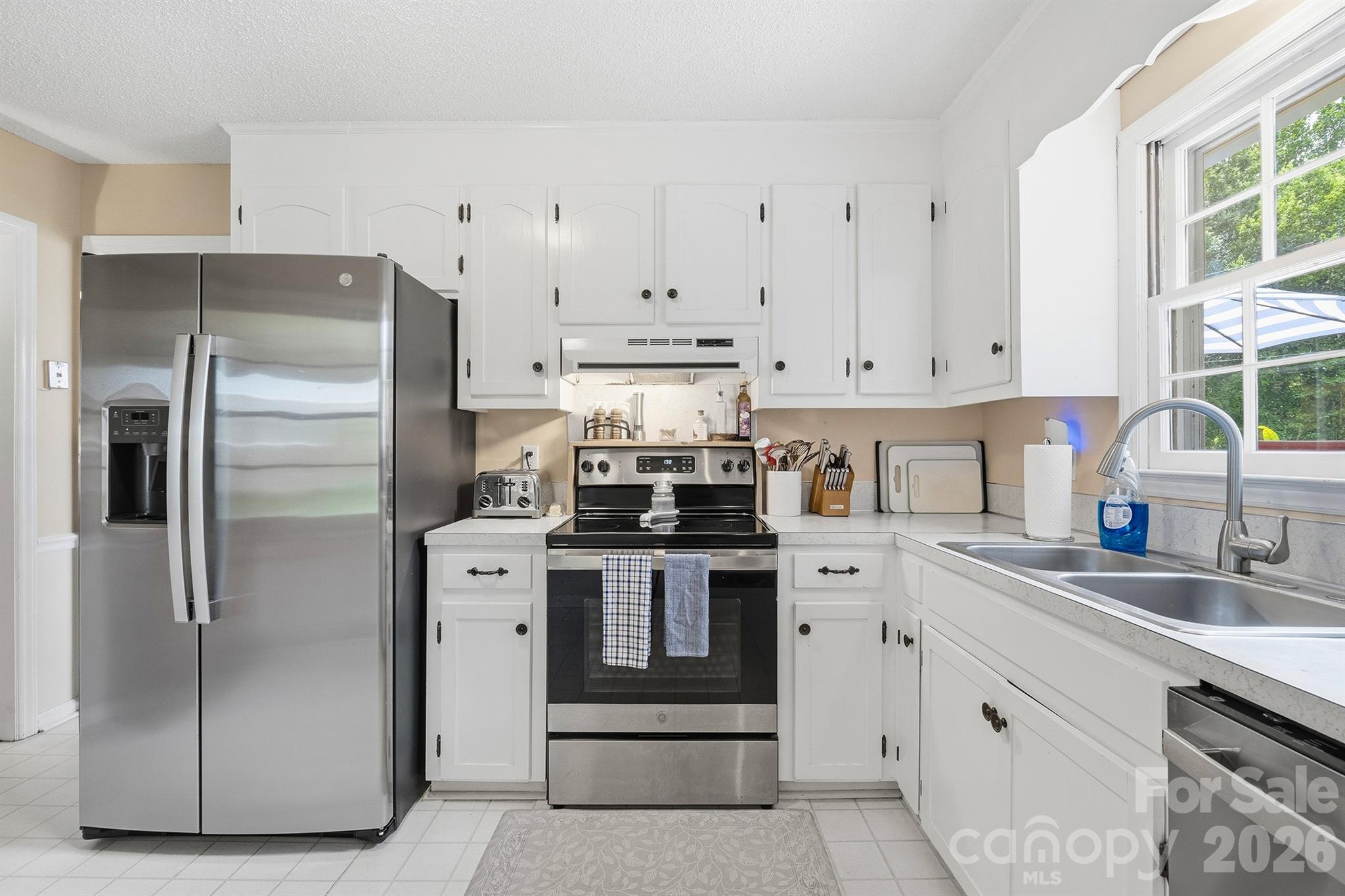 1204 Crowders Mountain Road — Bessemer City