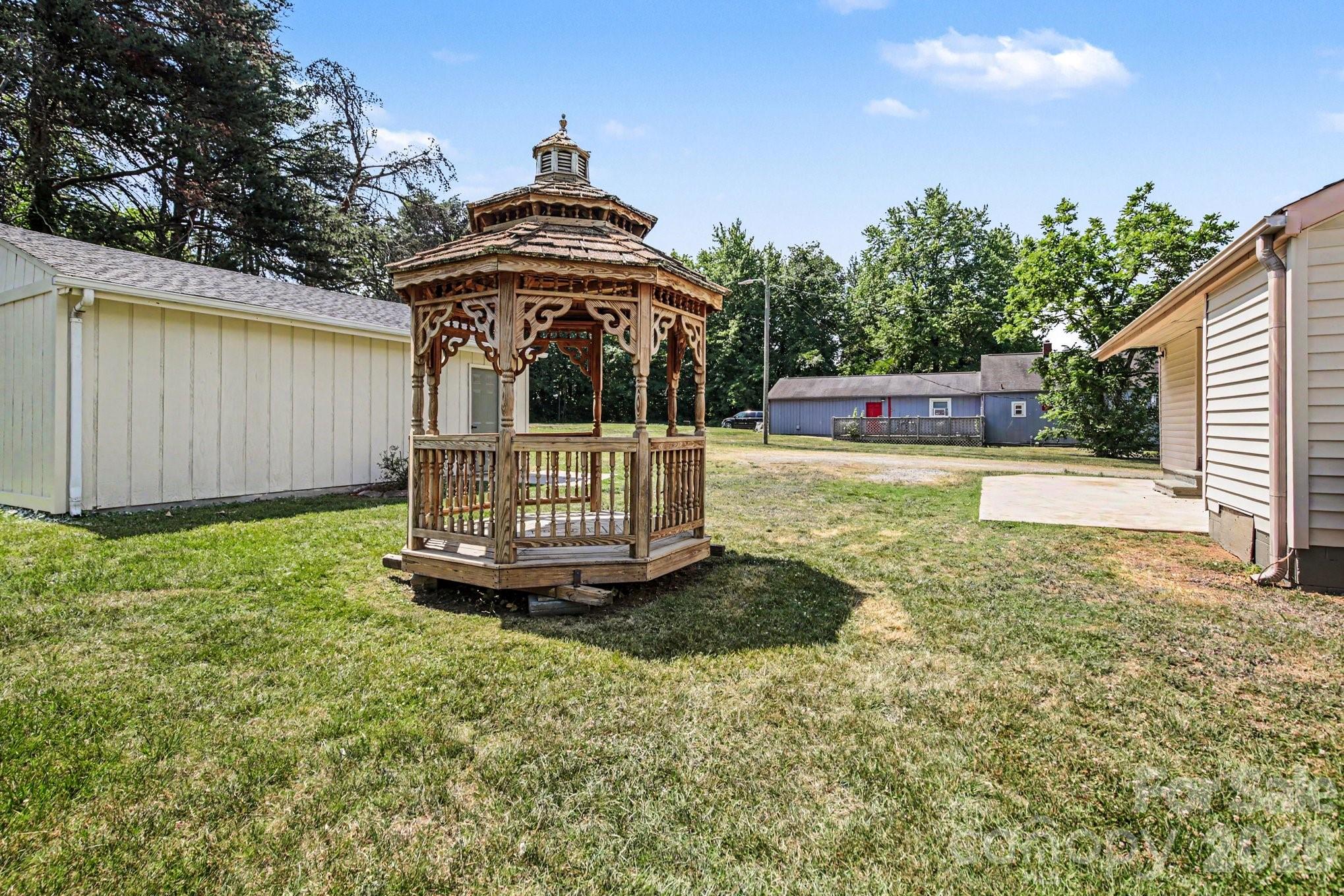 110 Spring Street — Kernersville