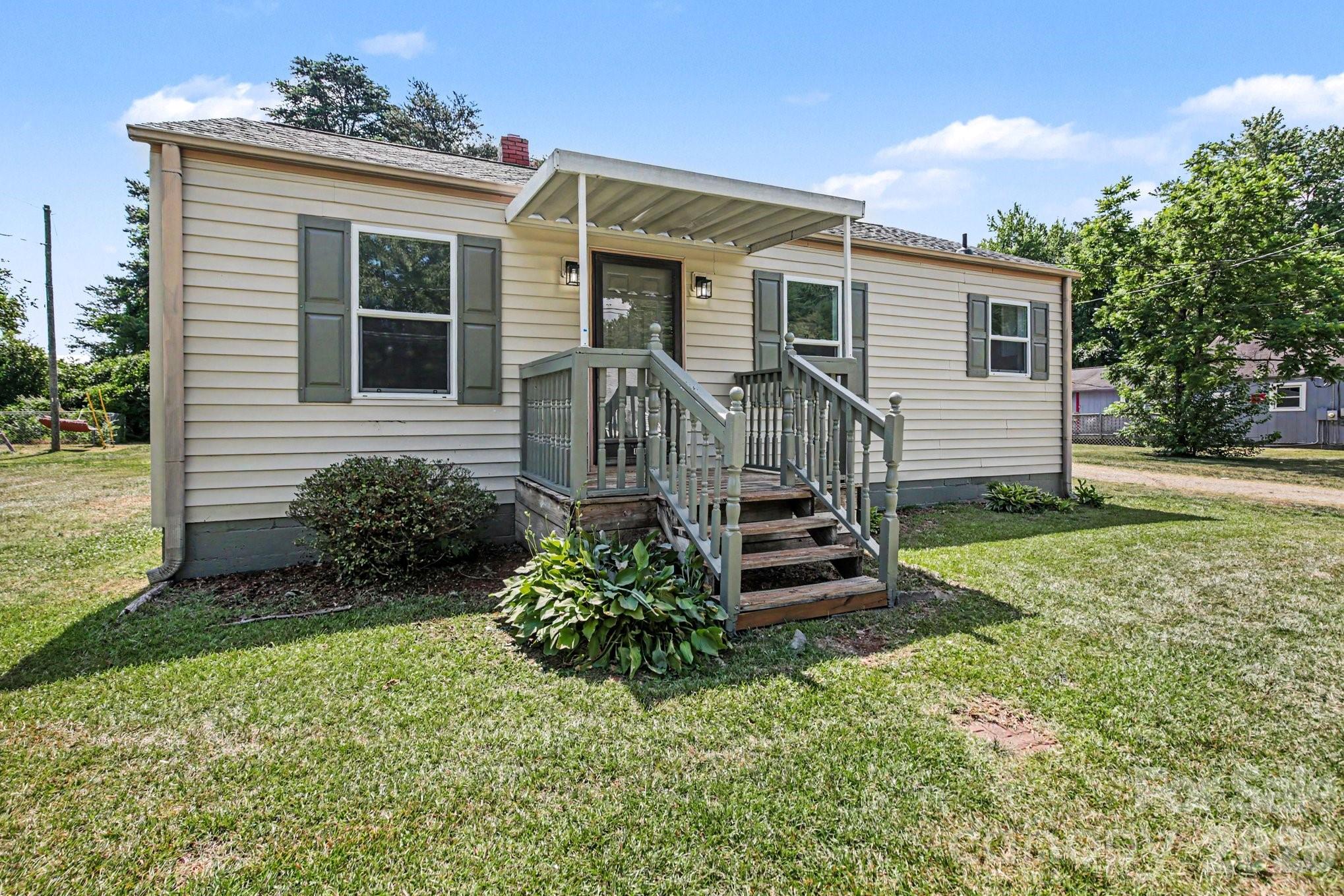 110 Spring Street — Kernersville
