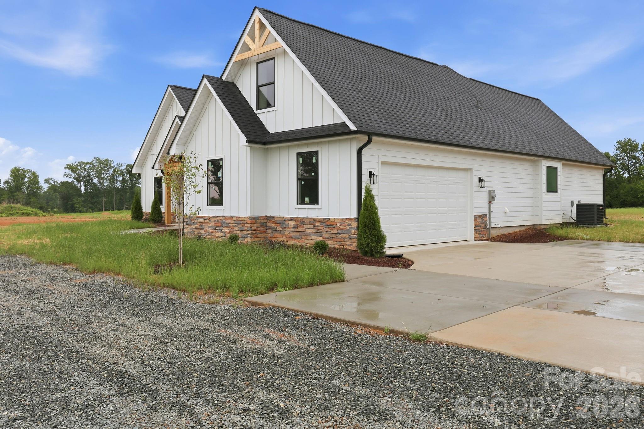 17834 brattain Road — Locust