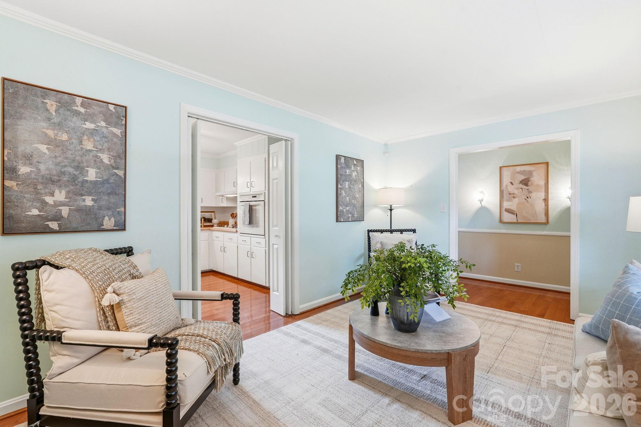 112 Queensbury Road — Winston Salem
