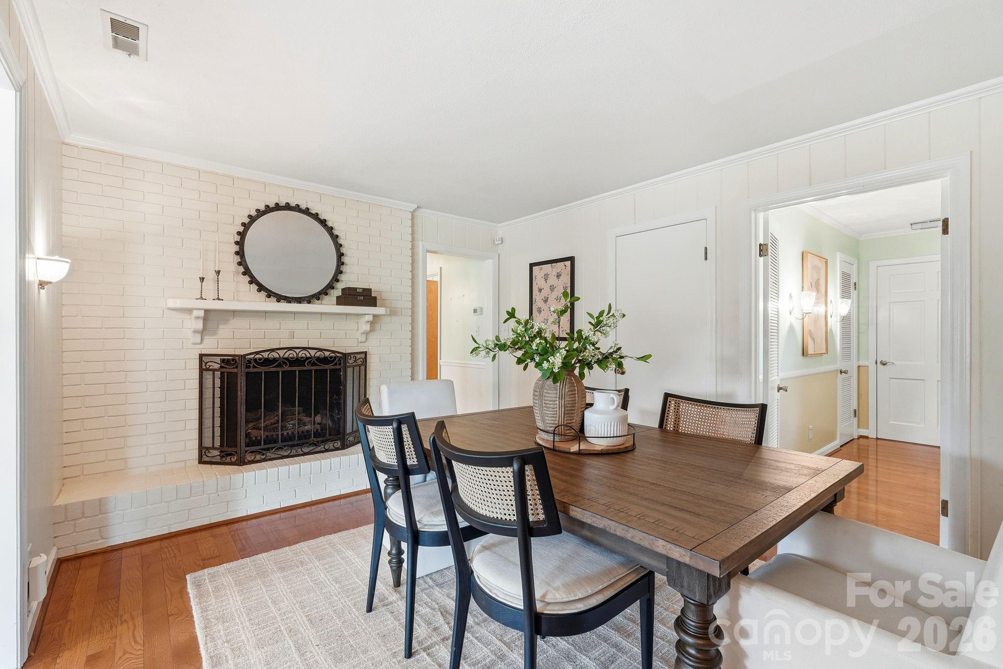 112 Queensbury Road — Winston Salem