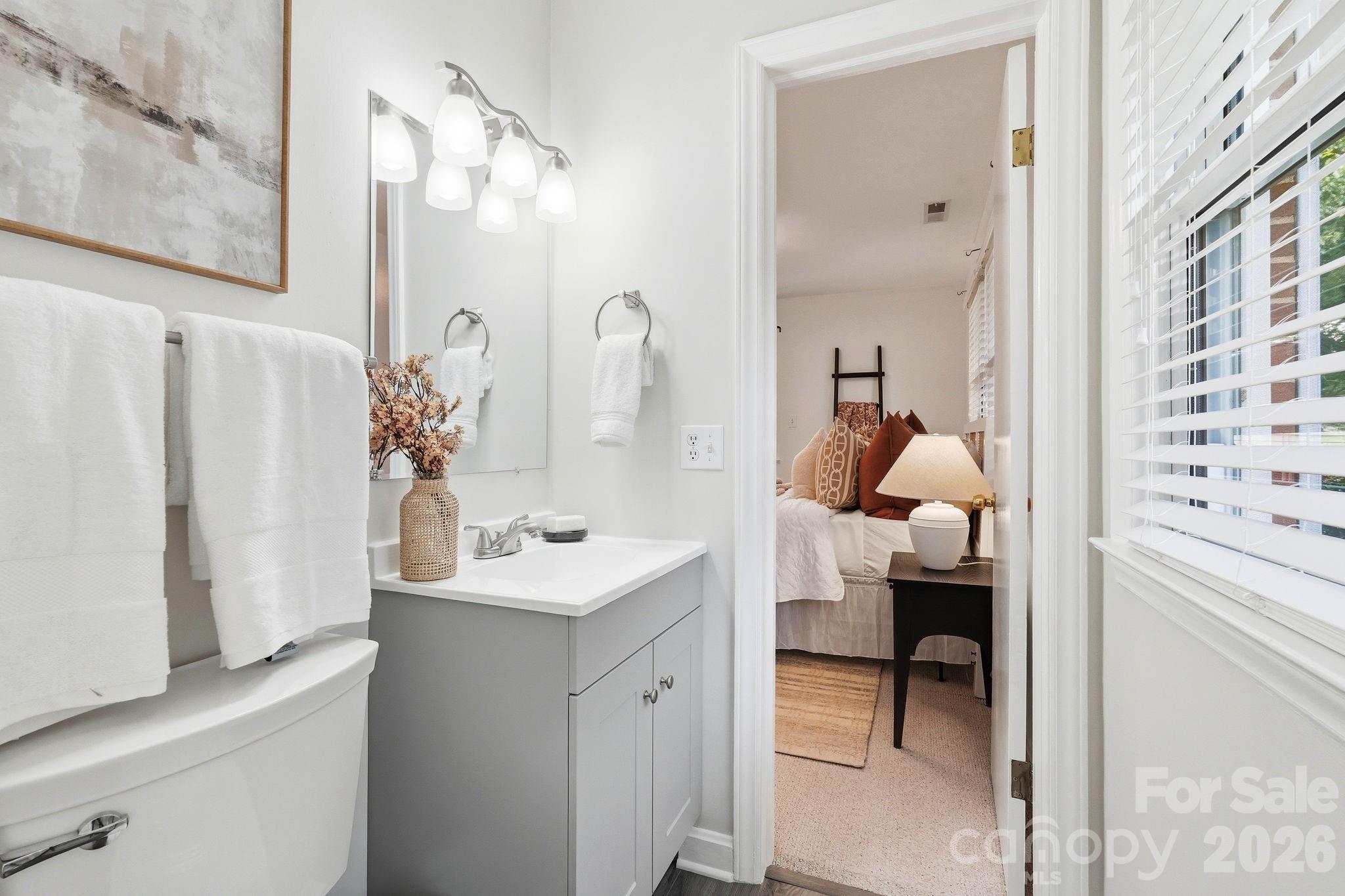 112 Queensbury Road — Winston Salem