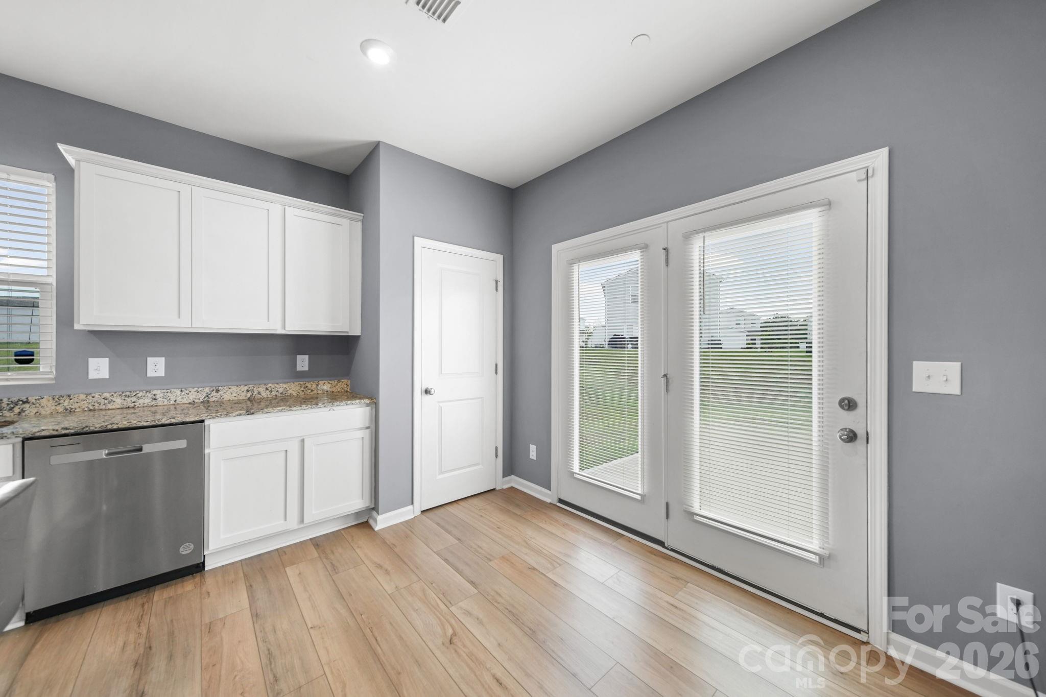 3082 Bell Spur Avenue SW — Concord