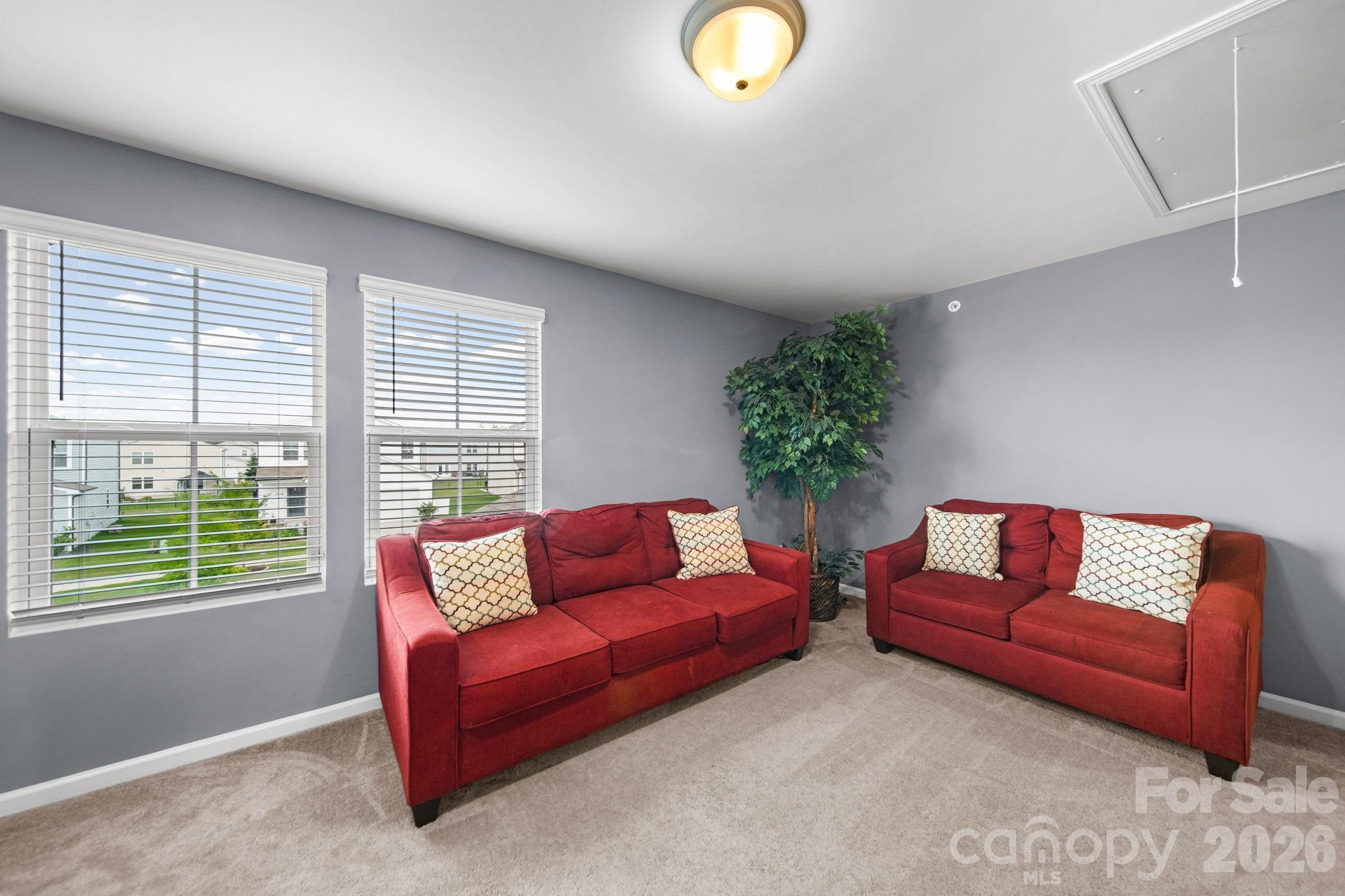 3082 Bell Spur Avenue SW — Concord