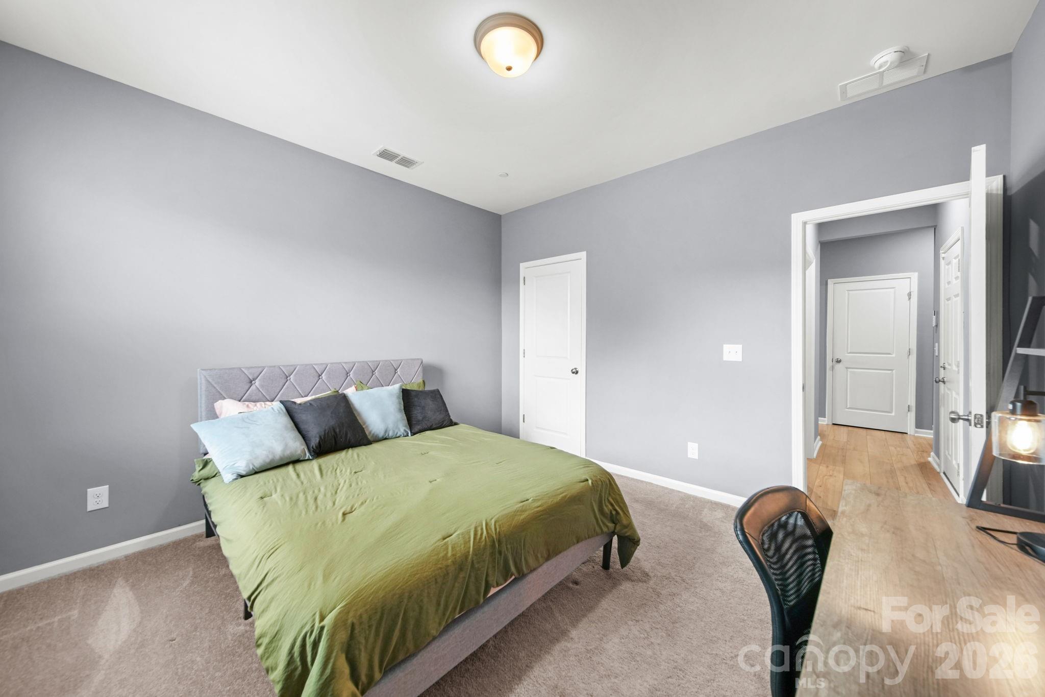 3082 Bell Spur Avenue SW — Concord