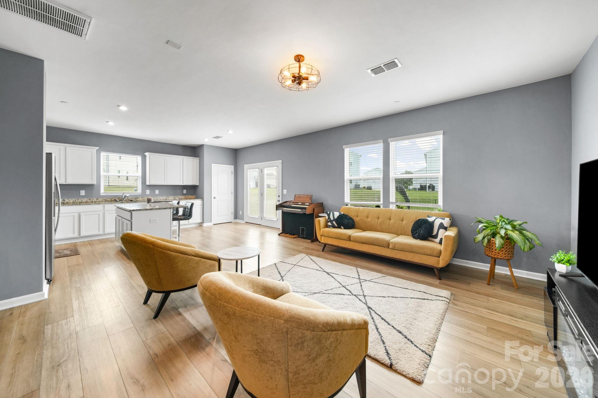 3082 Bell Spur Avenue SW — Concord