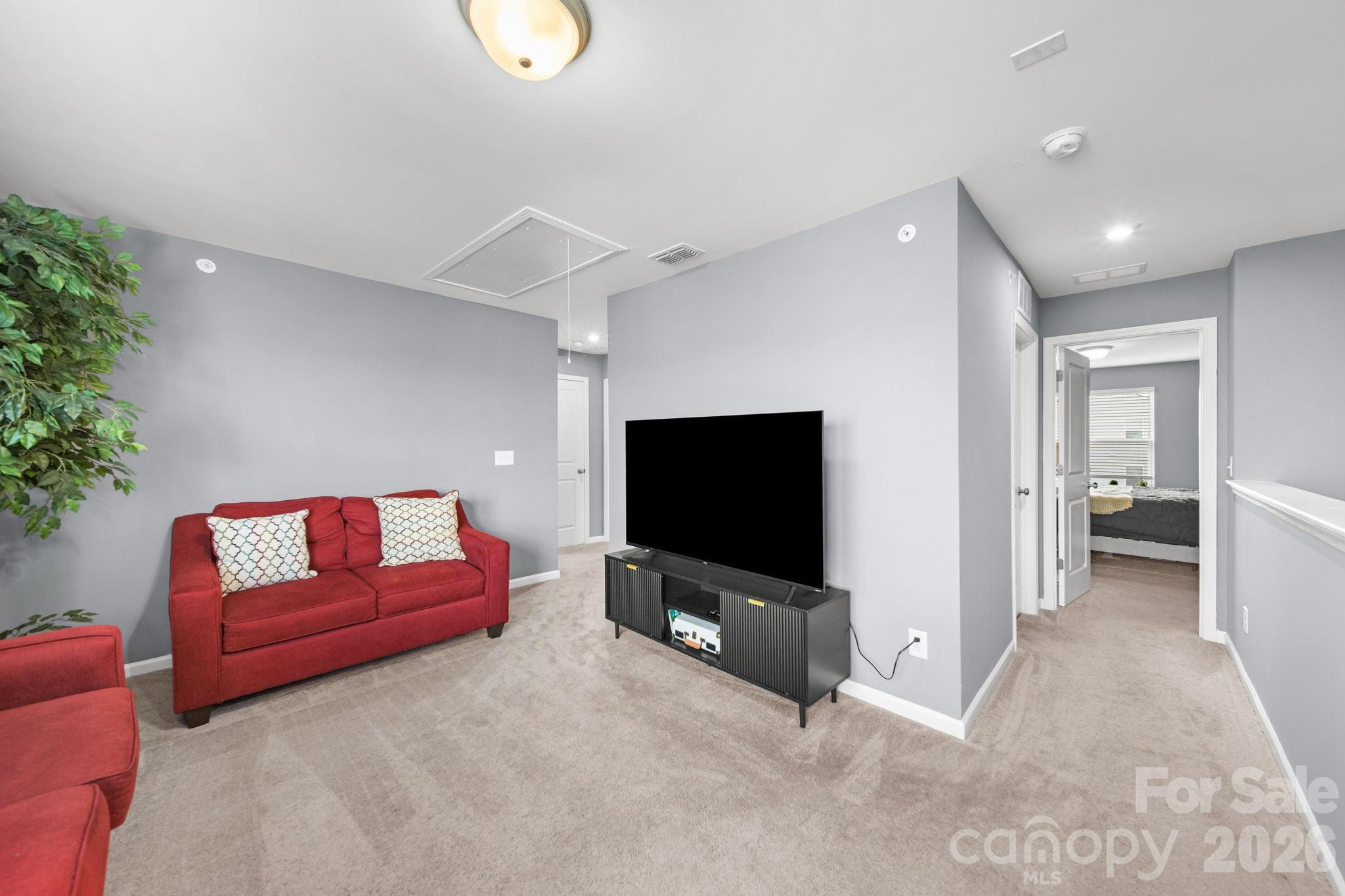3082 Bell Spur Avenue SW — Concord