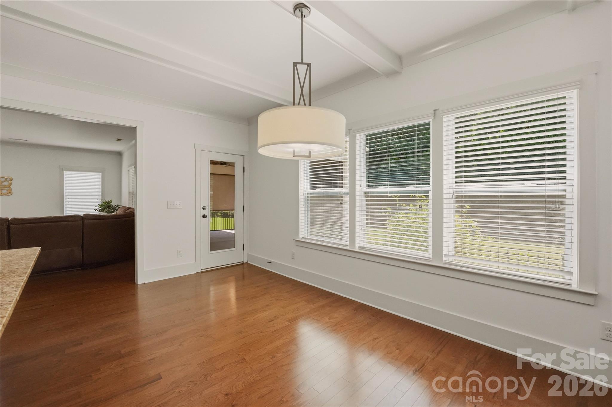 2207 Bluebell Way — Tega Cay