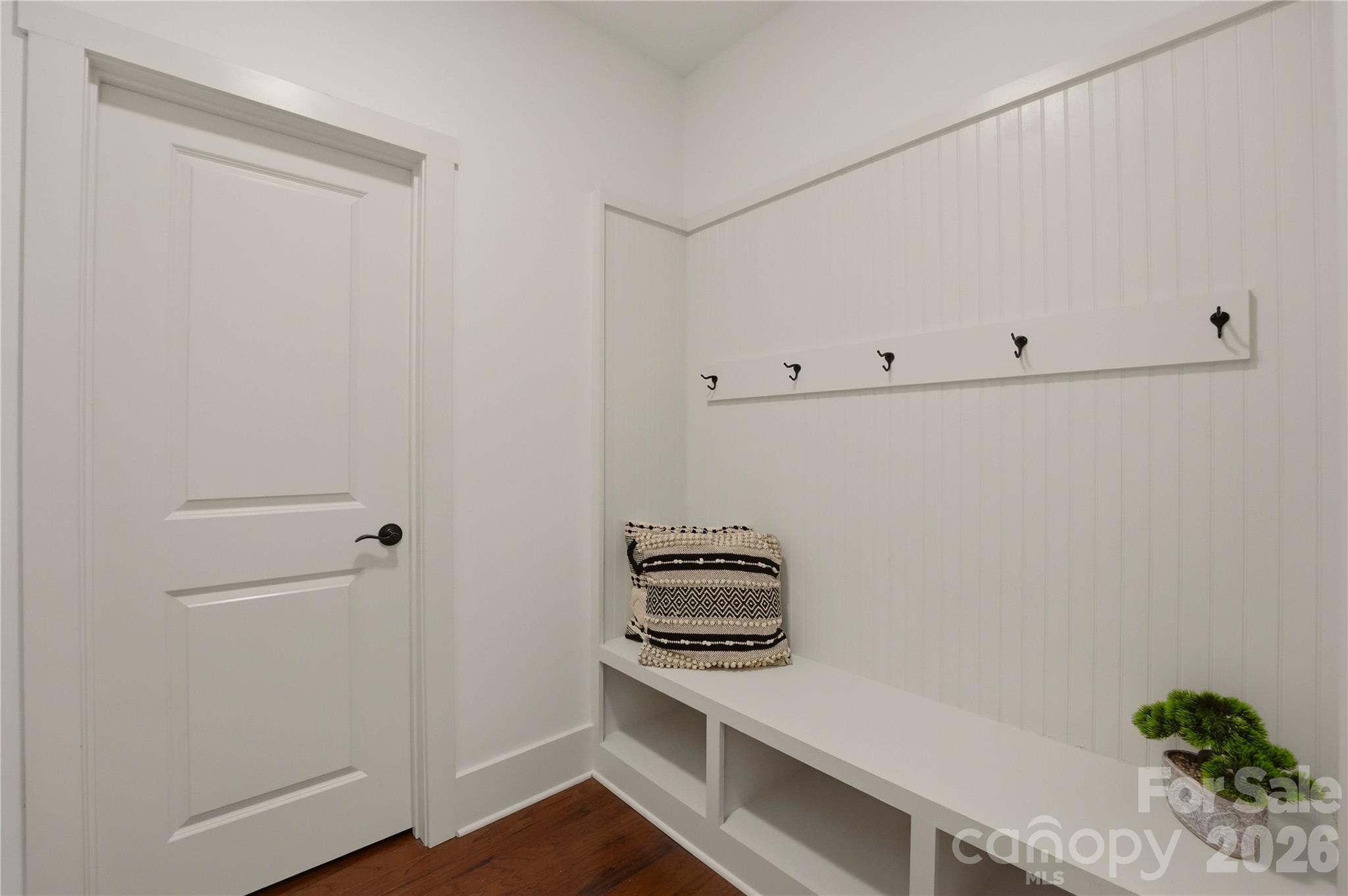 2207 Bluebell Way — Tega Cay