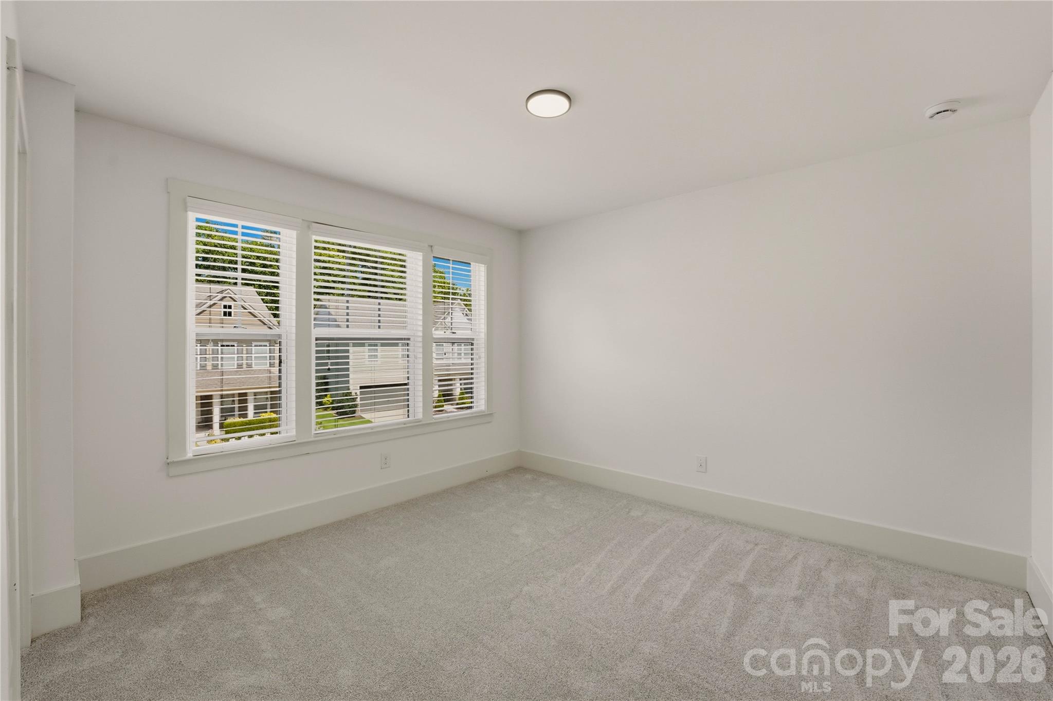 2207 Bluebell Way — Tega Cay
