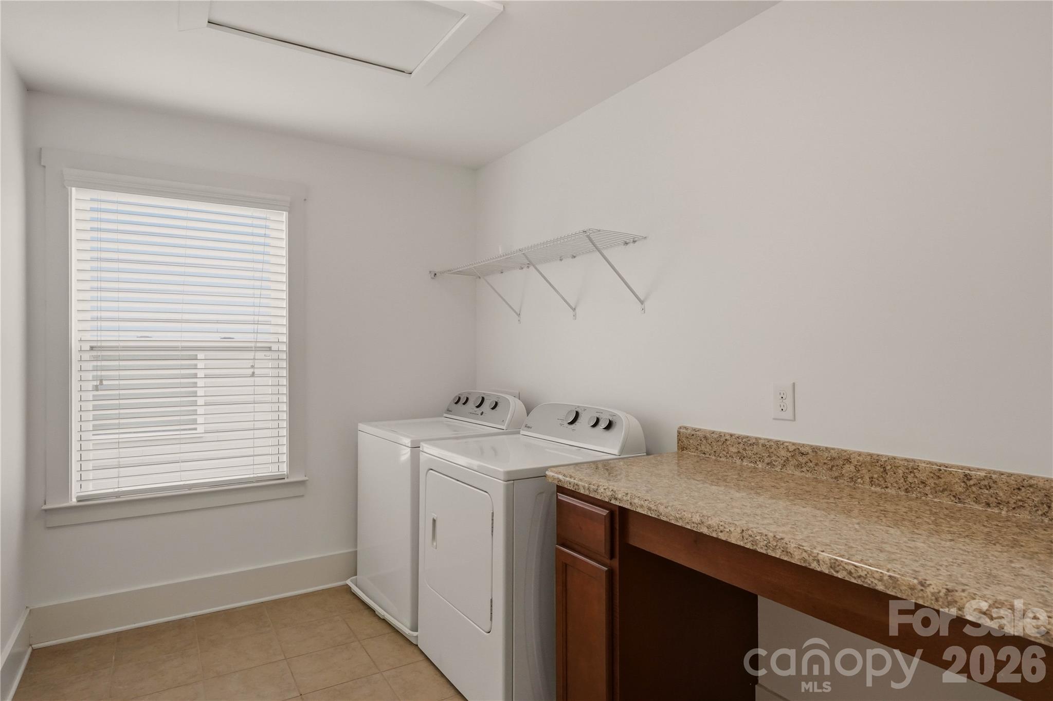 2207 Bluebell Way — Tega Cay