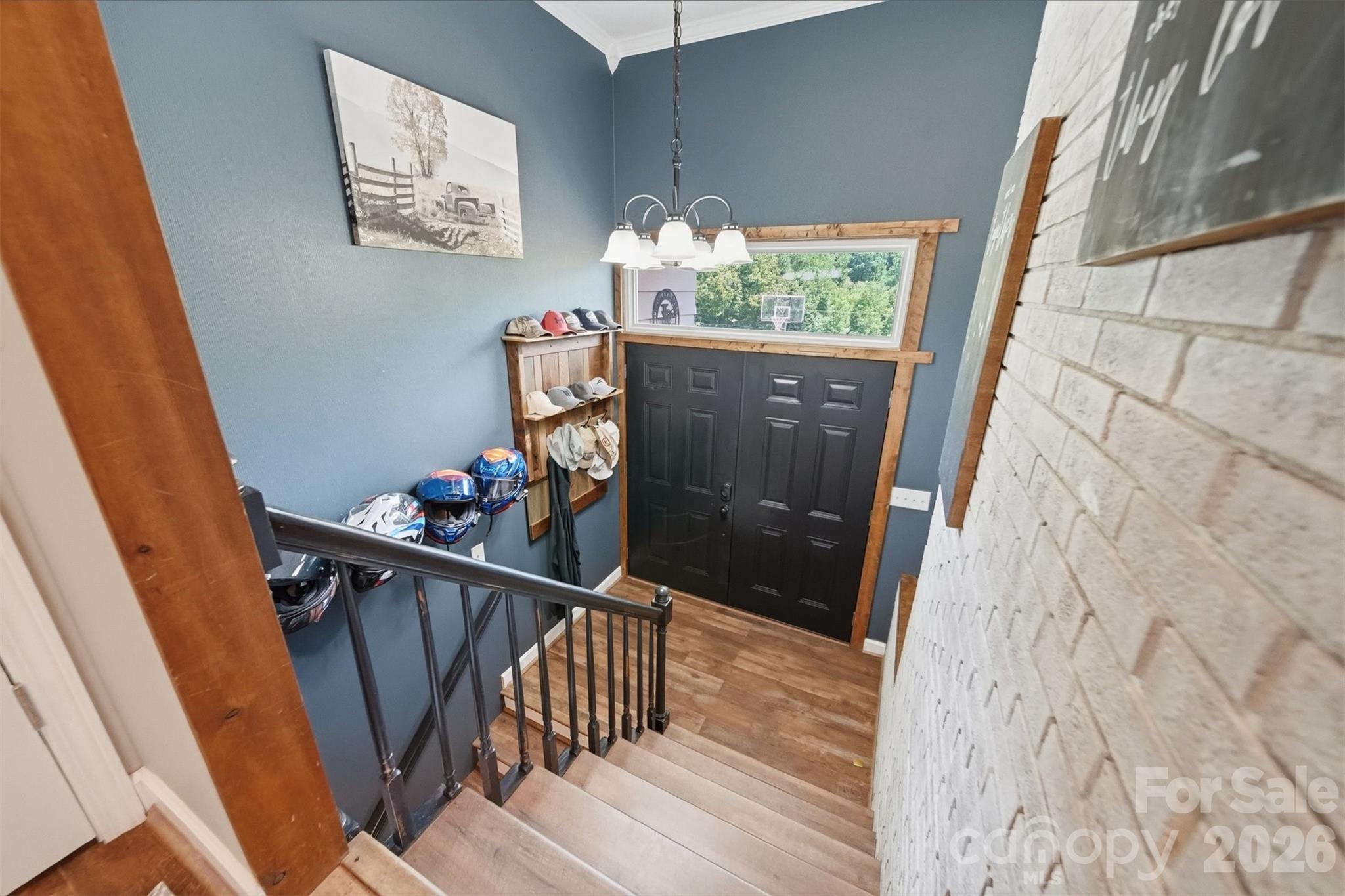 2411 Robertson Lane — Lenoir