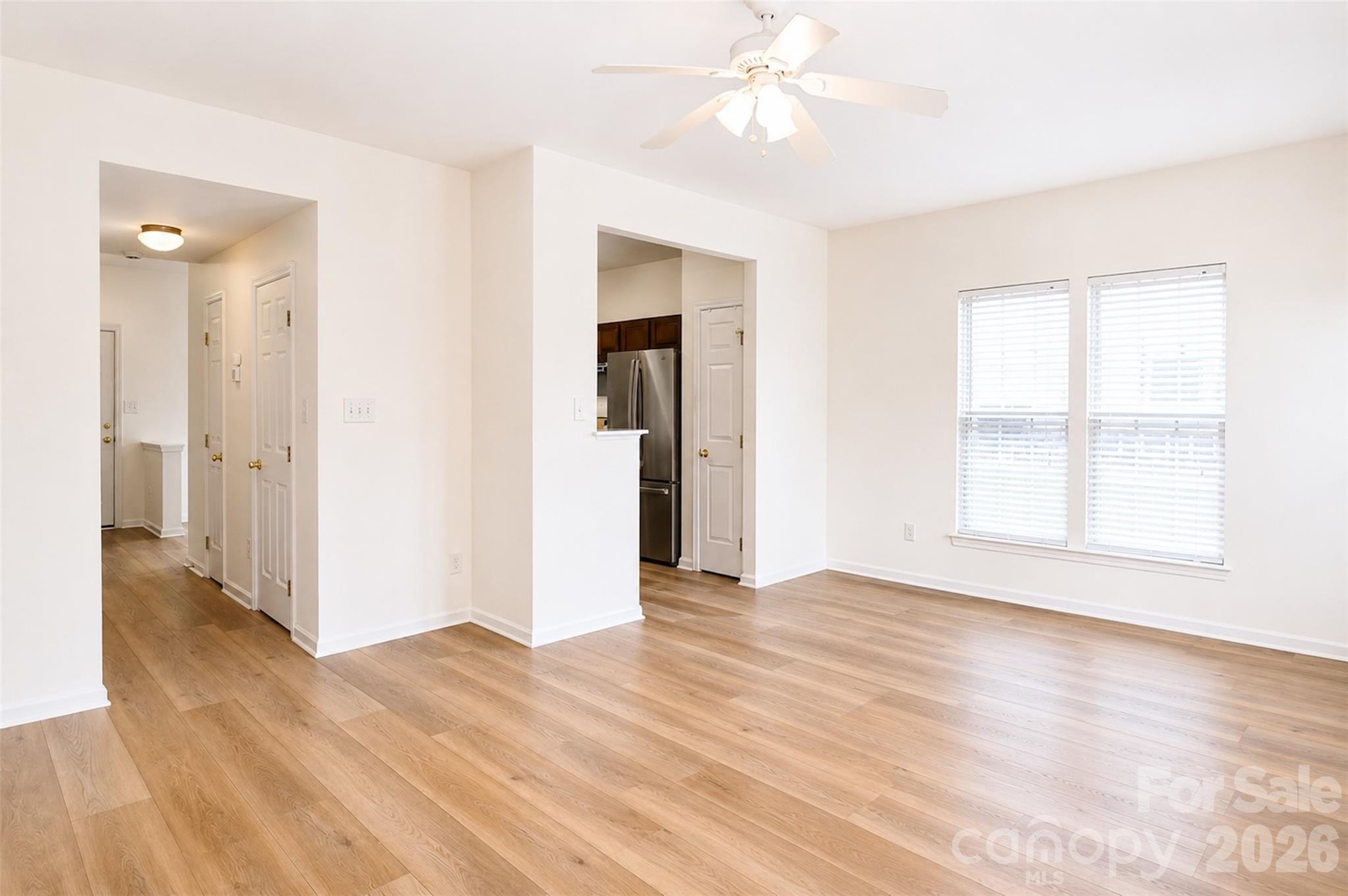 4913 Sunburst Lane — Charlotte