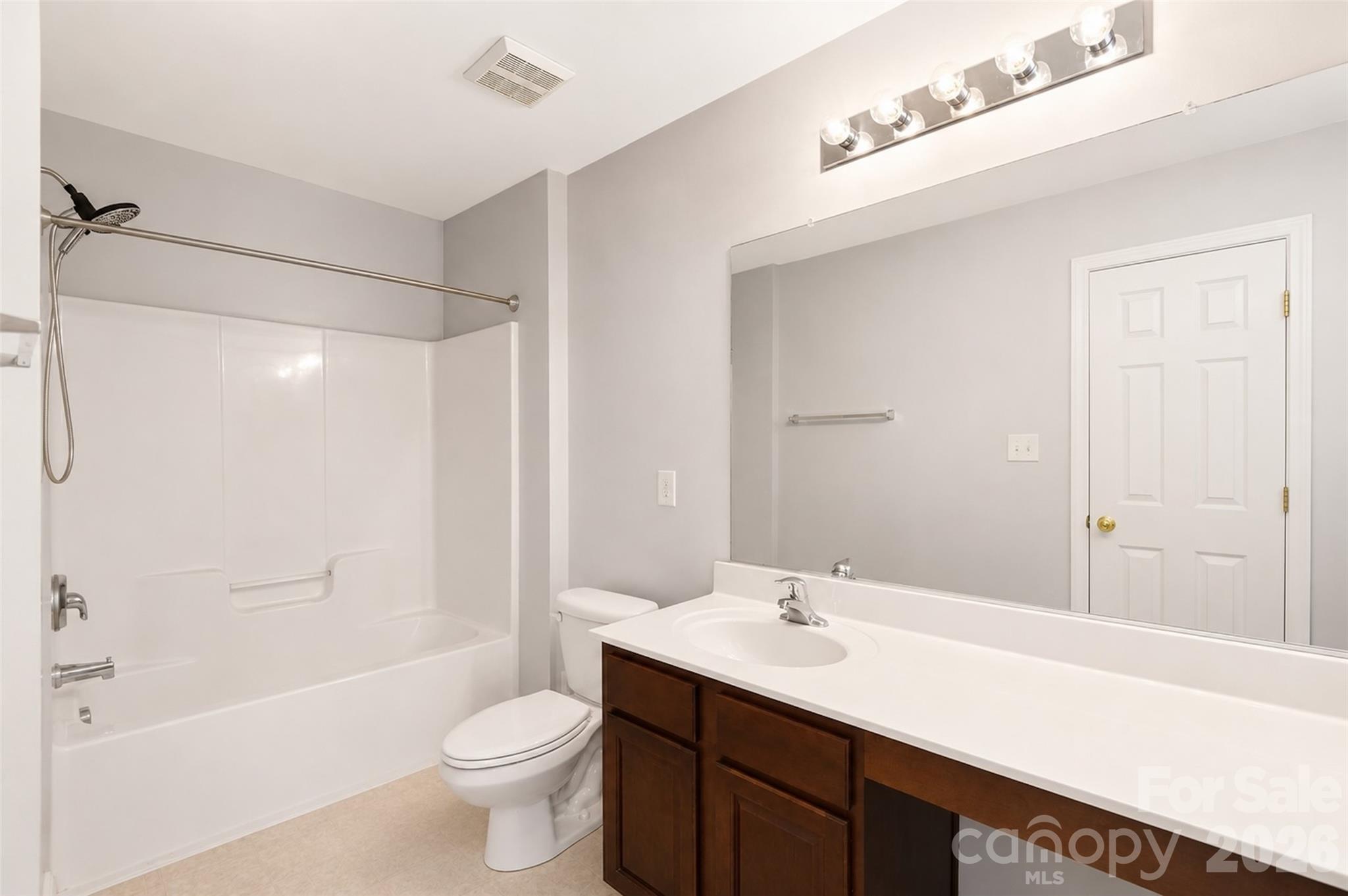 4913 Sunburst Lane — Charlotte