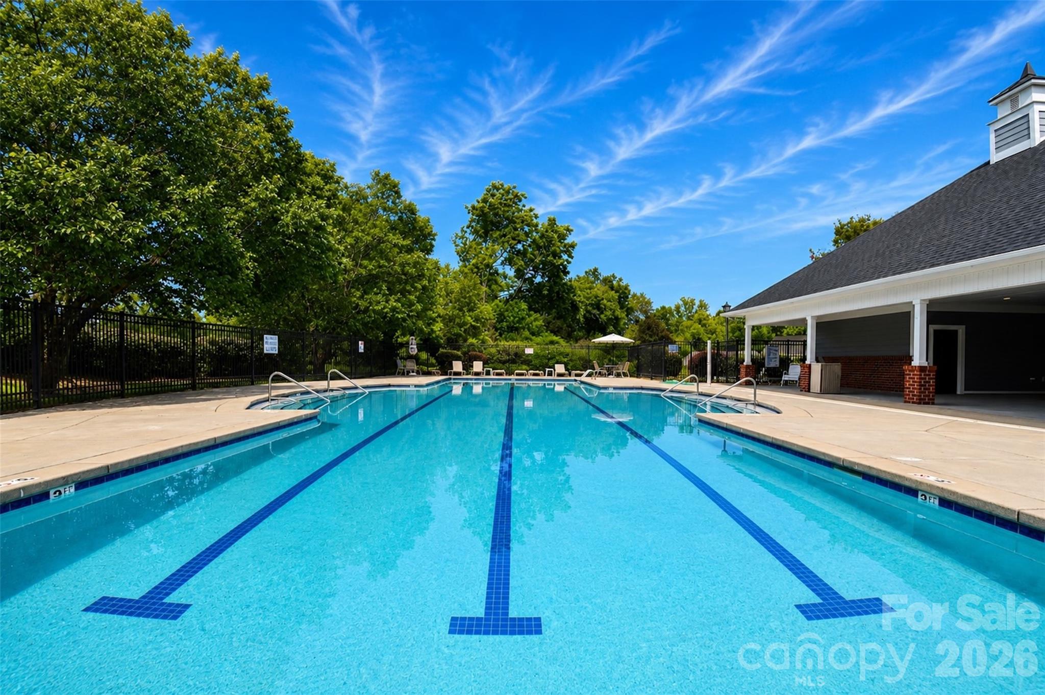 4913 Sunburst Lane — Charlotte