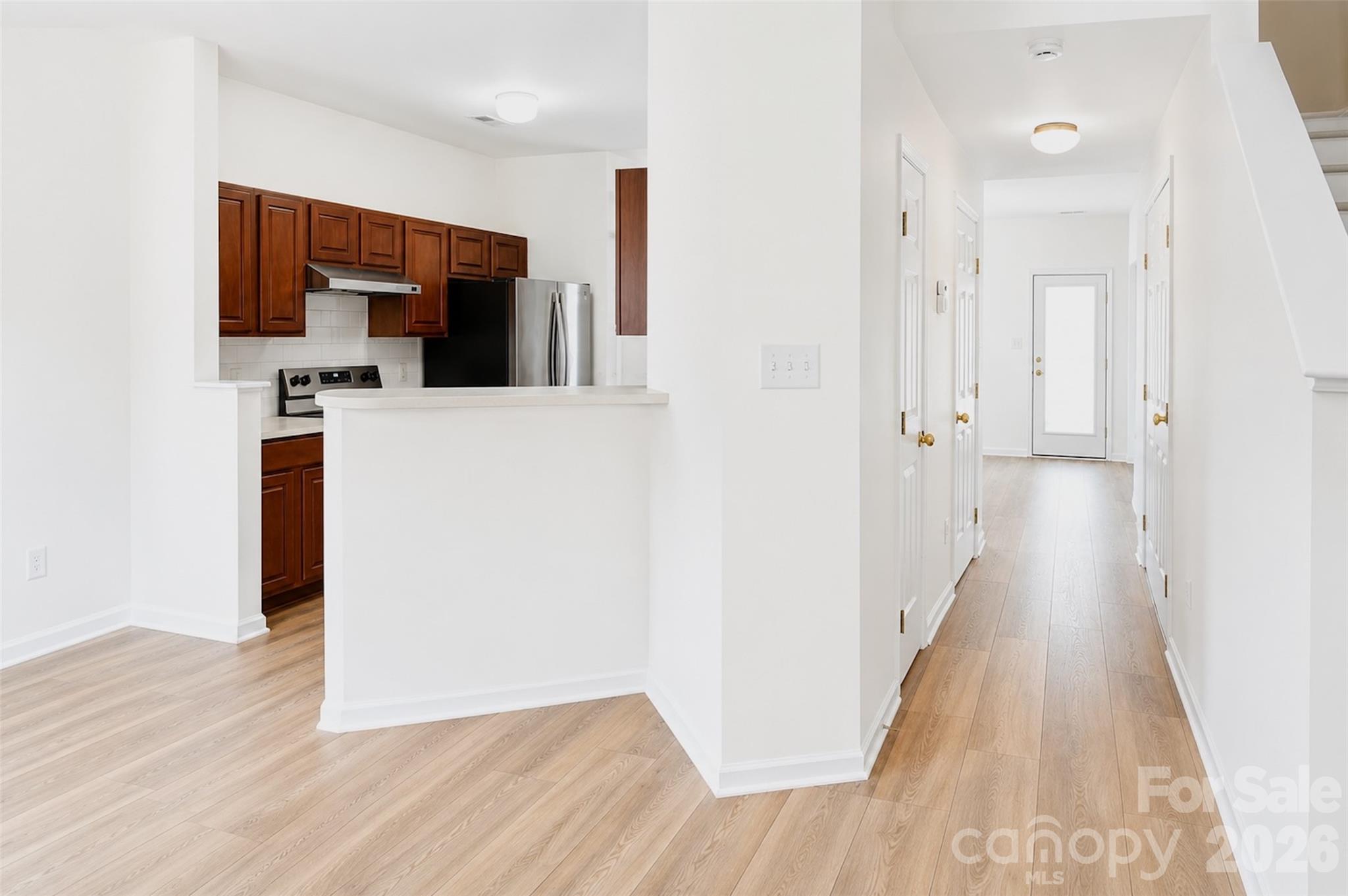 4913 Sunburst Lane — Charlotte