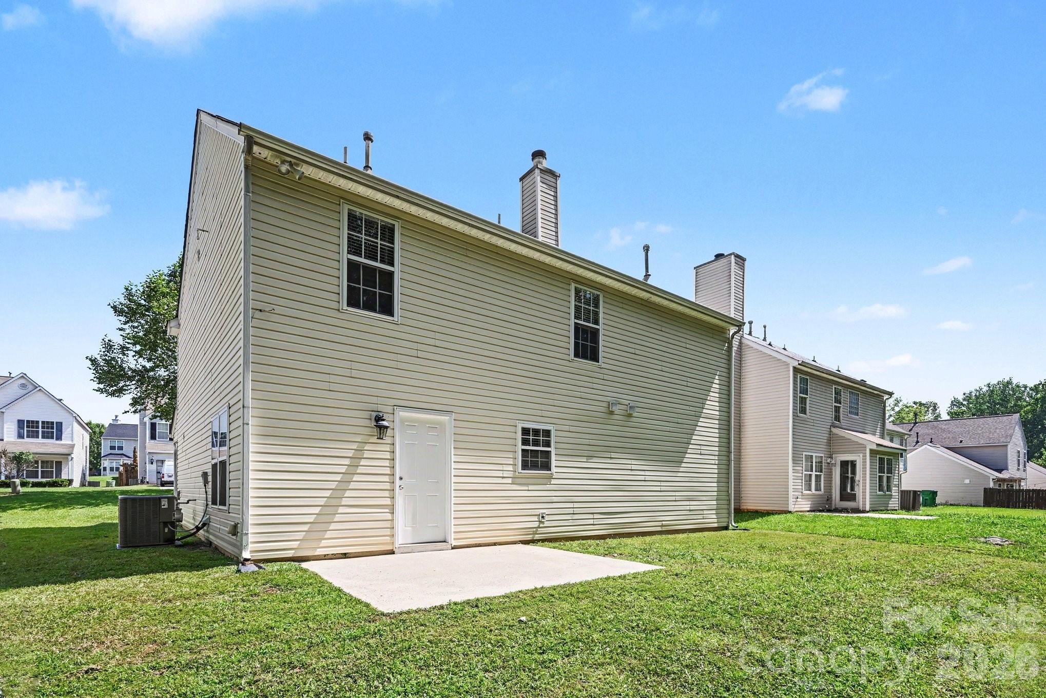 8621 Berrybrook Lane — Charlotte