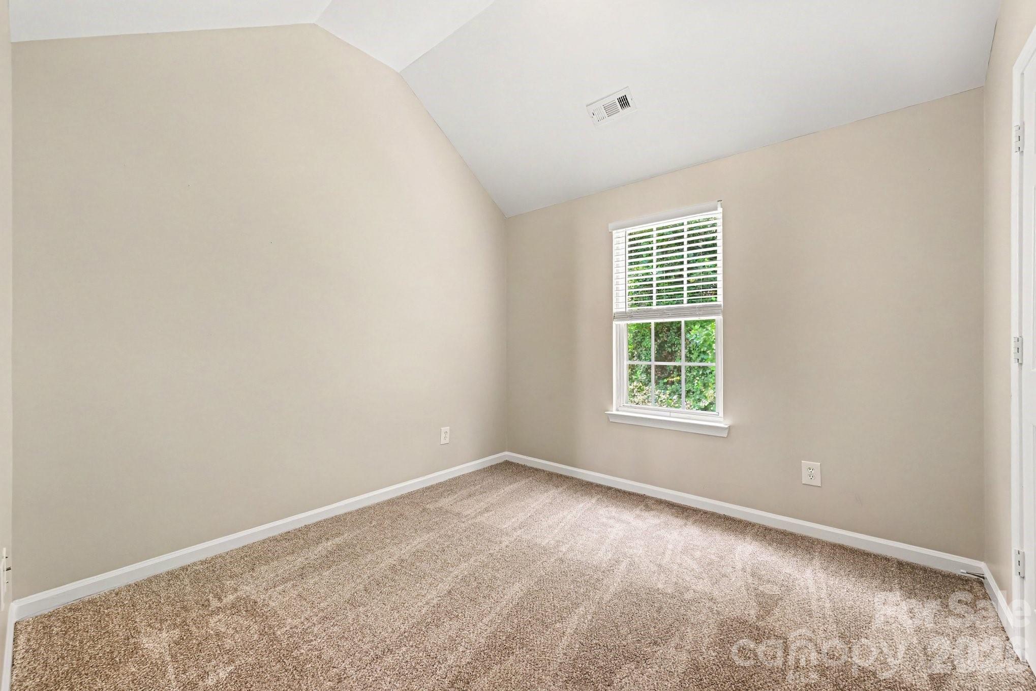 8621 Berrybrook Lane — Charlotte