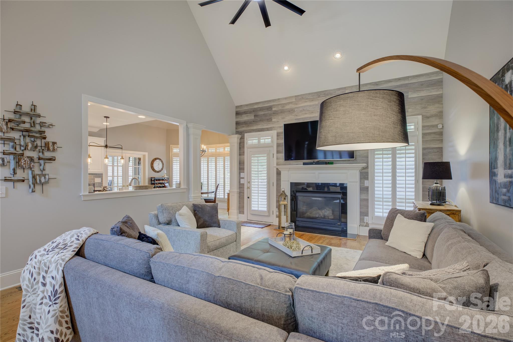 11404 Fernside Drive — Charlotte