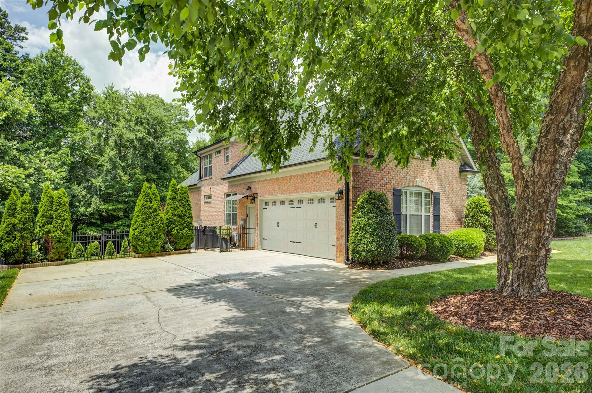 11404 Fernside Drive — Charlotte