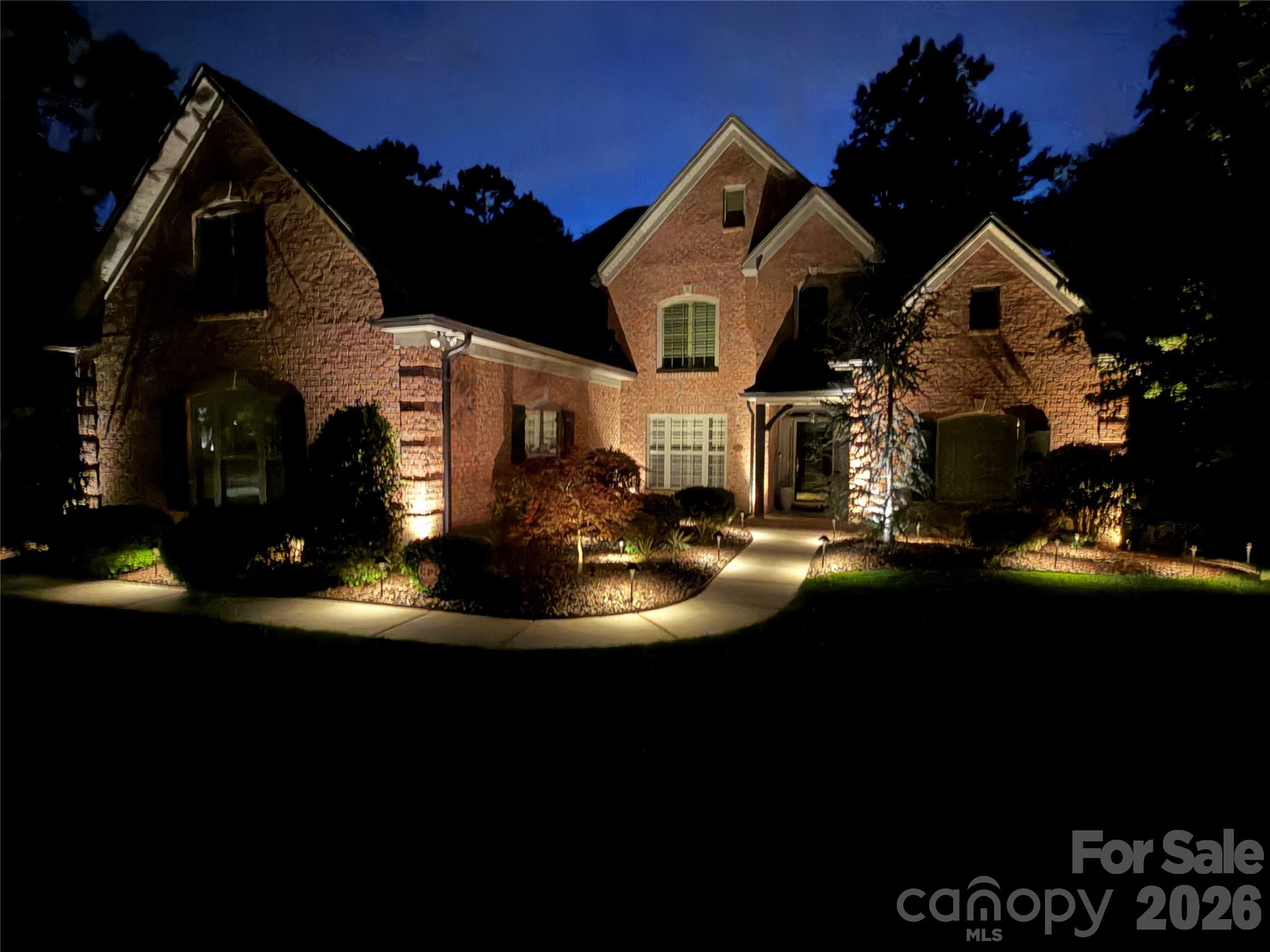 11404 Fernside Drive — Charlotte
