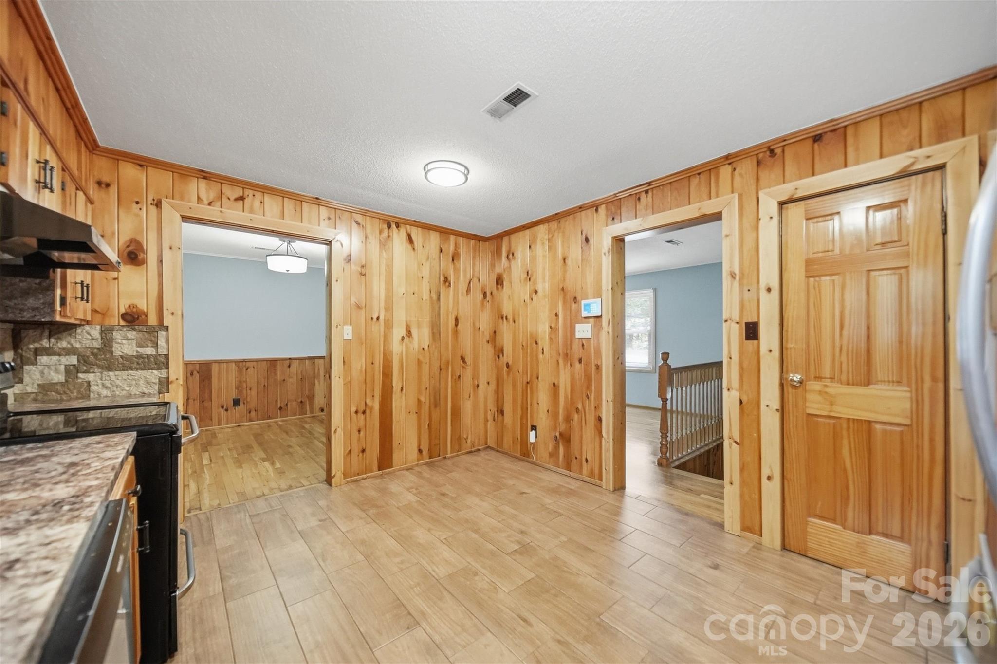 408 Birch Circle Drive — Hudson