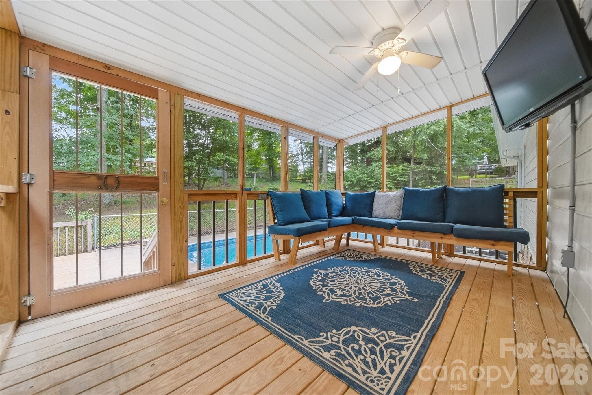 408 Birch Circle Drive — Hudson