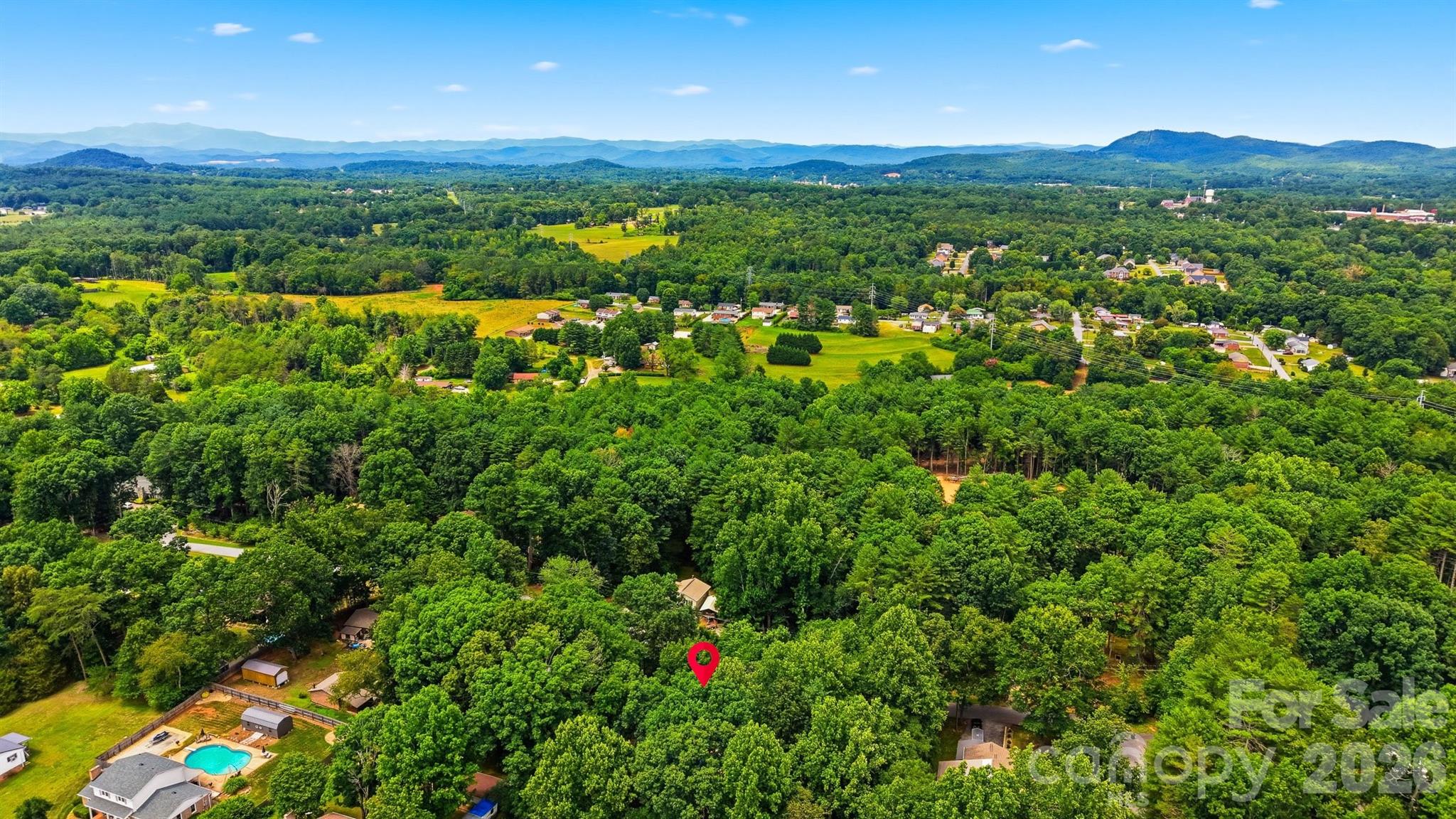 408 Birch Circle Drive — Hudson