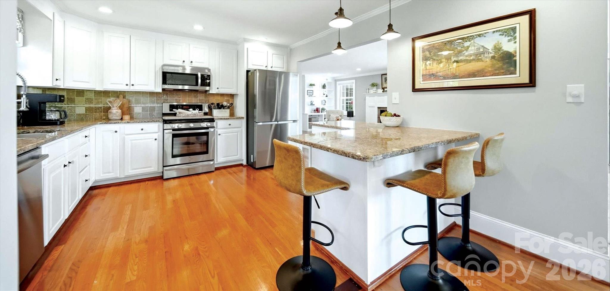 3453 Plateau Road — Newton