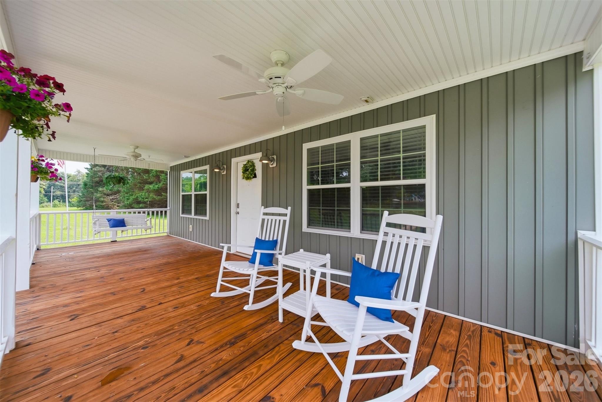 3453 Plateau Road — Newton