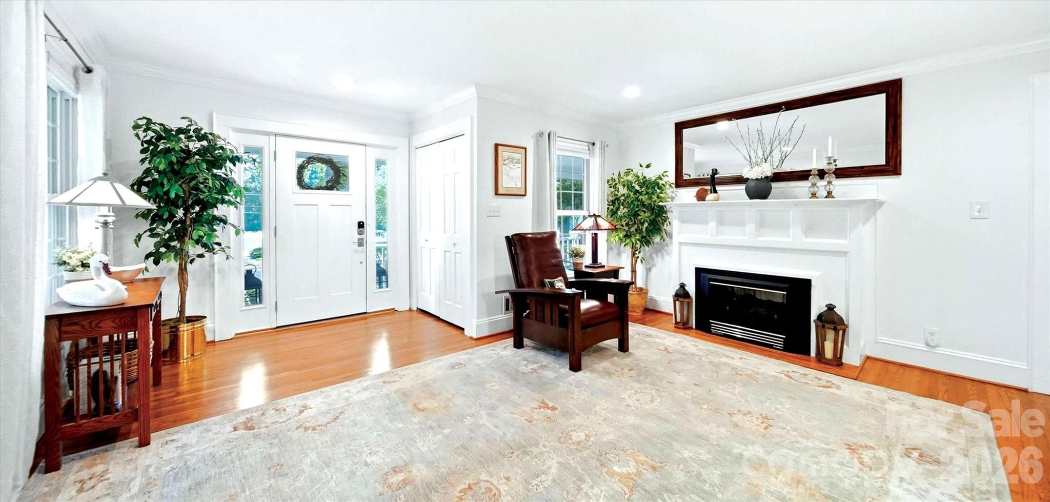 3453 Plateau Road — Newton