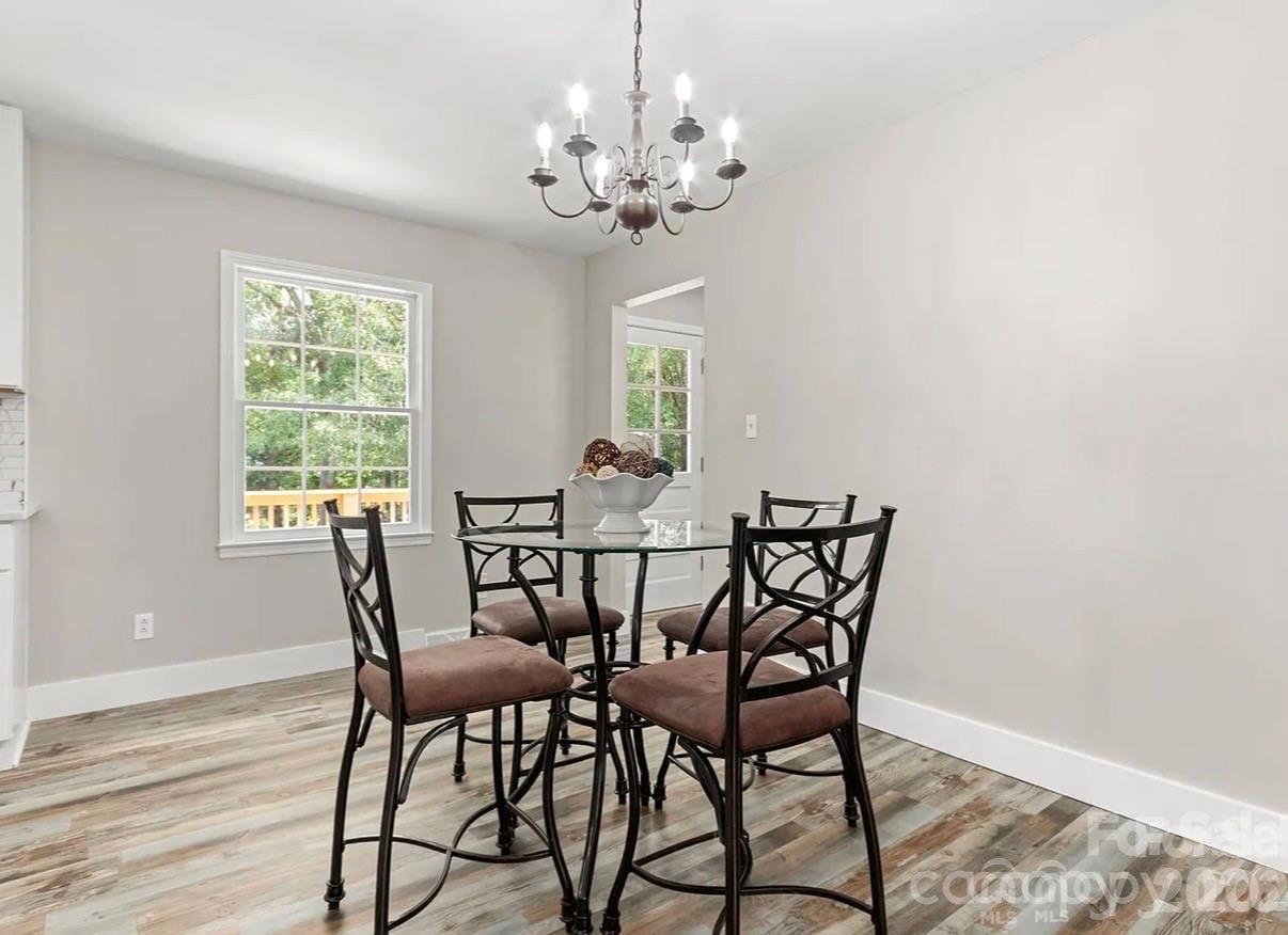 2179 Green Peach Road — Lancaster