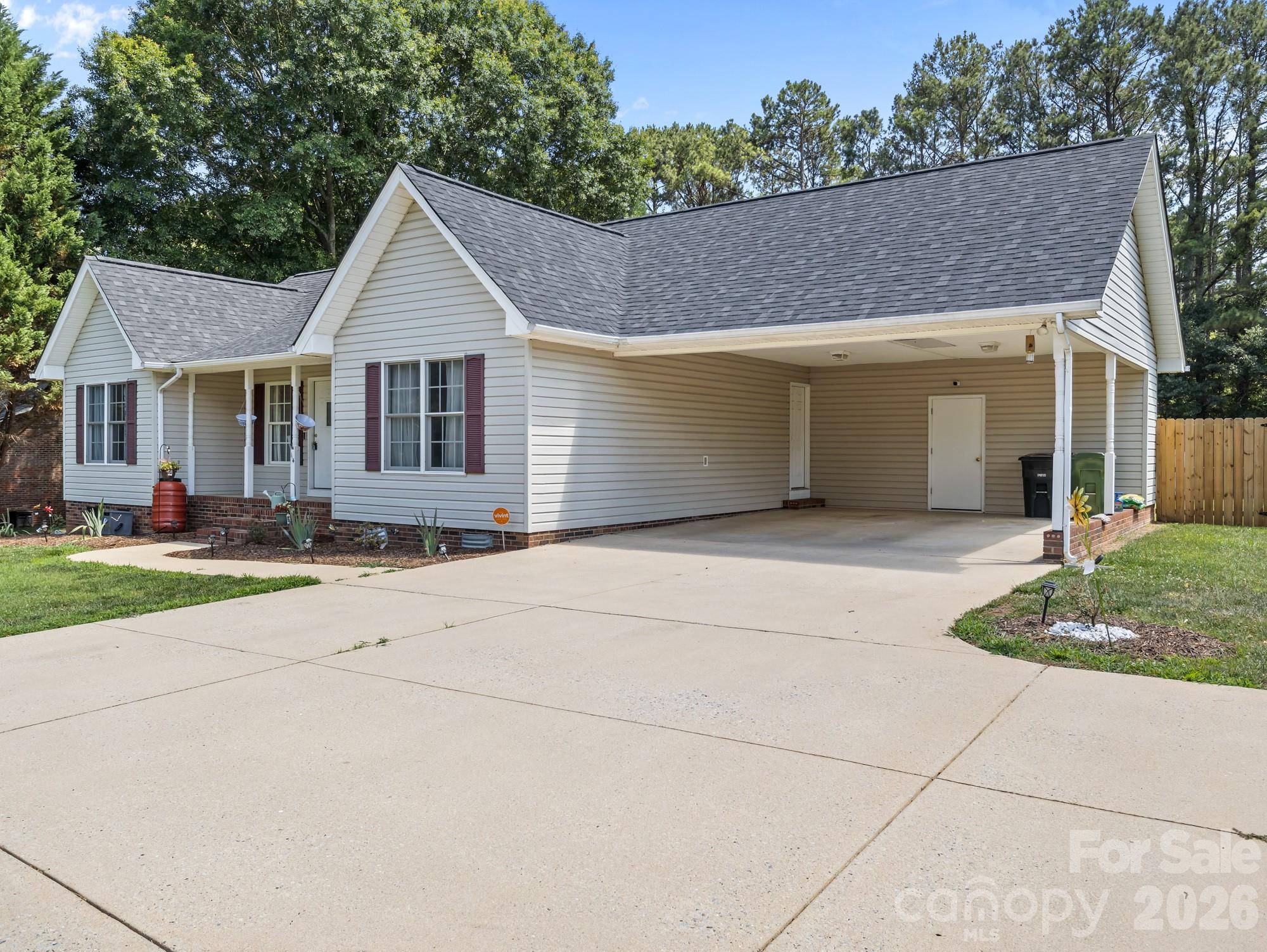 114 S Toney Street — Shelby