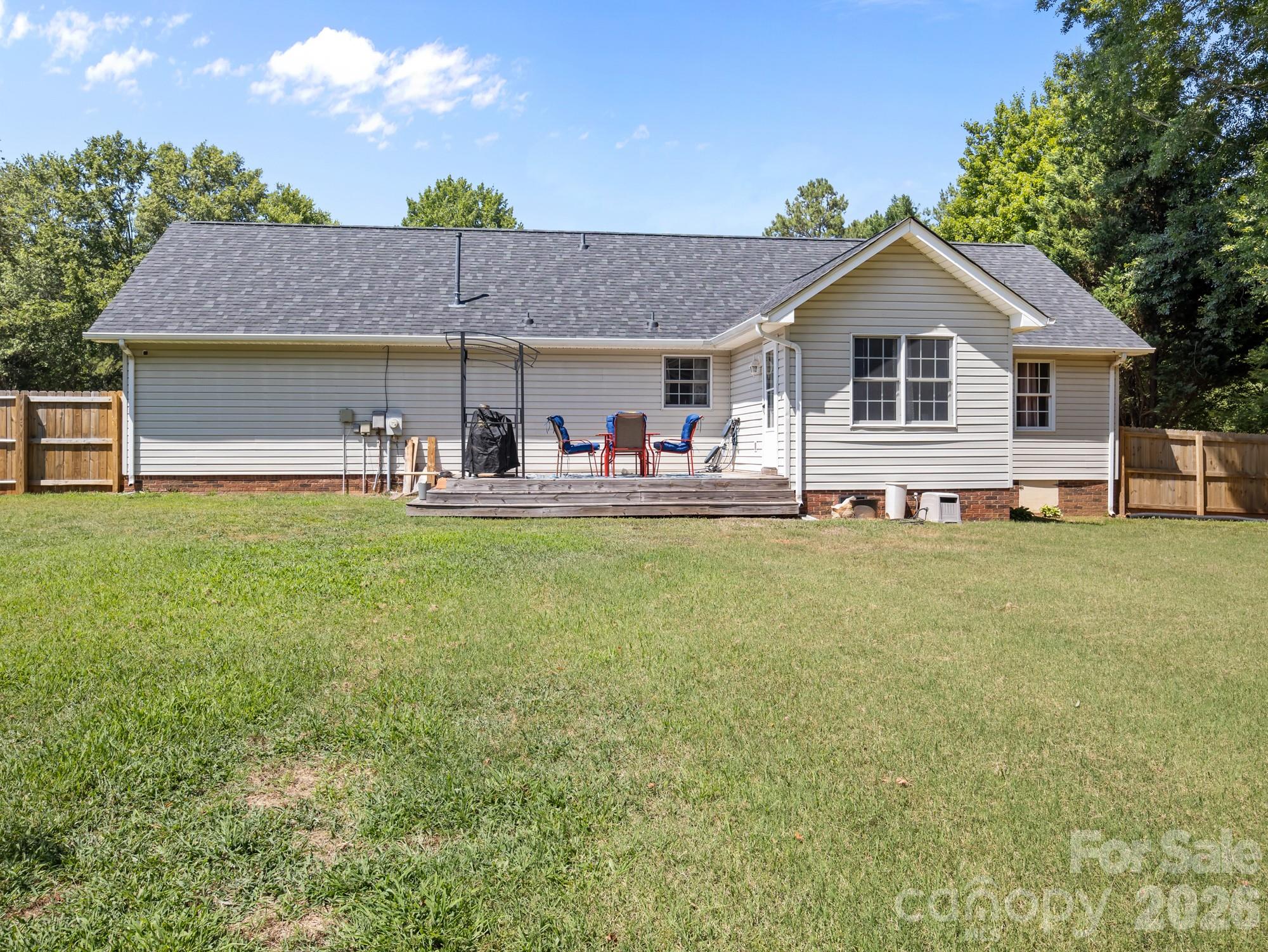 114 S Toney Street — Shelby