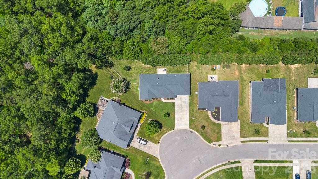 5226 Sustar Drive — Monroe