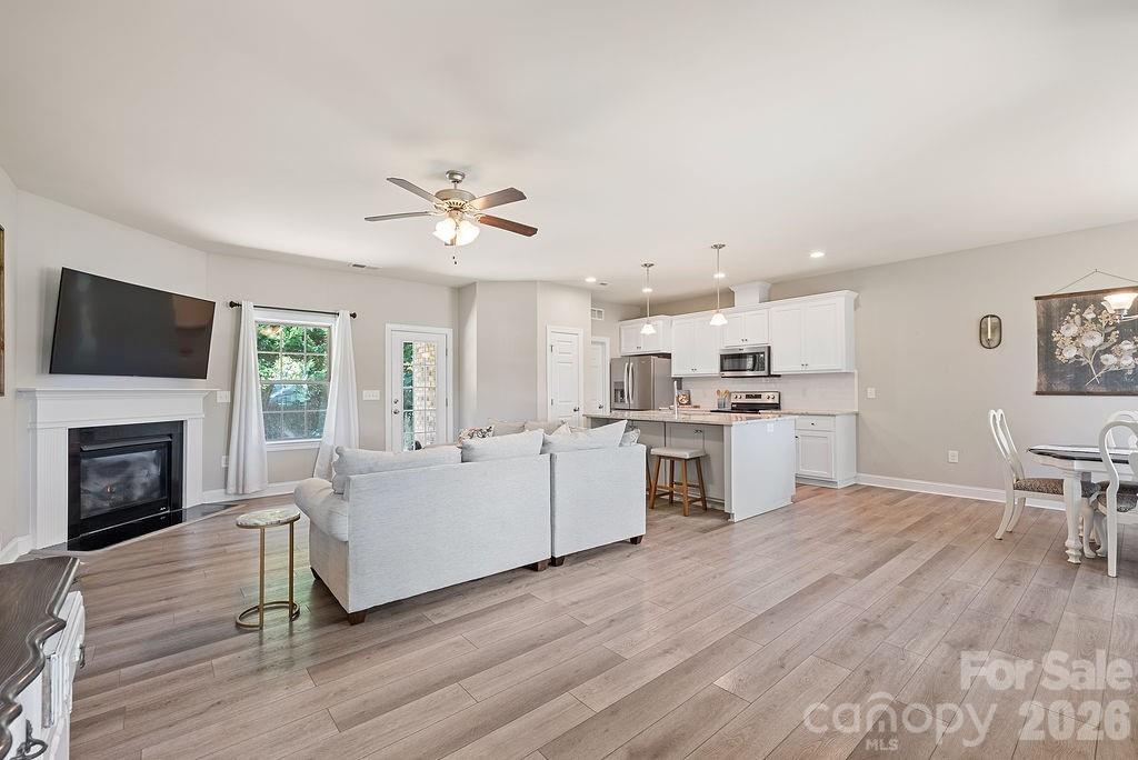 5226 Sustar Drive — Monroe