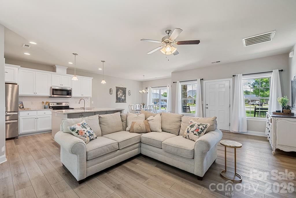 5226 Sustar Drive — Monroe