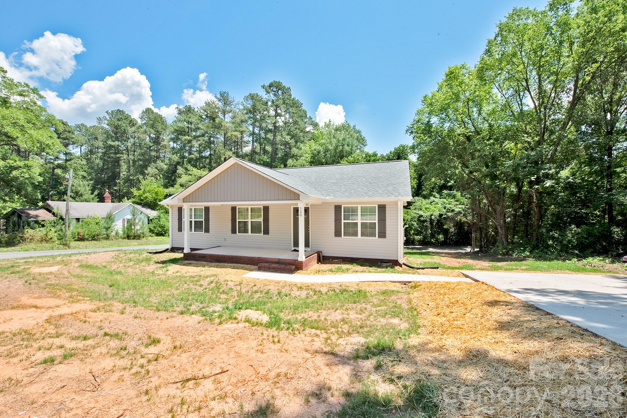 120 Homestead Avenue — Kannapolis