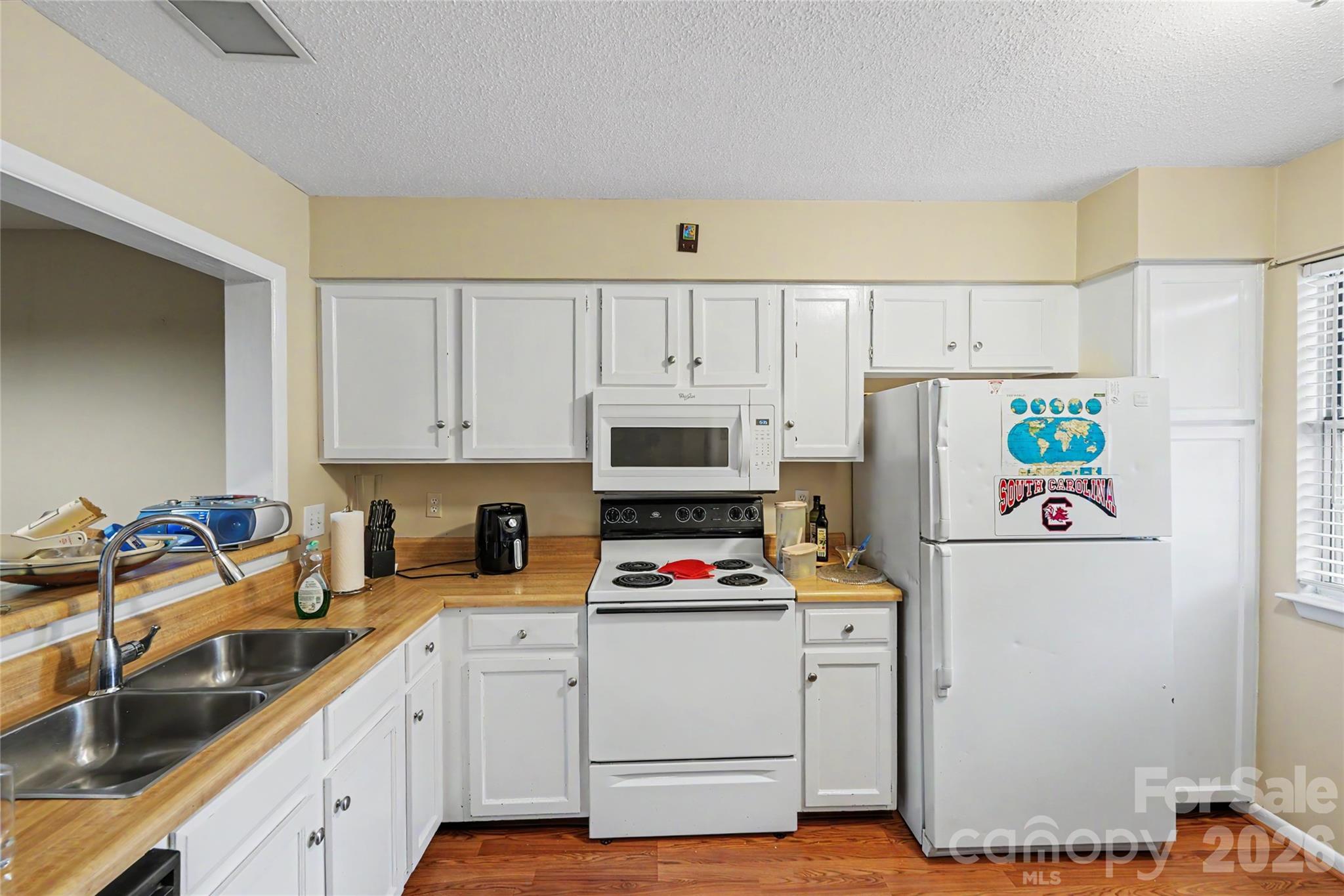 2921 Heathstead Place — Charlotte