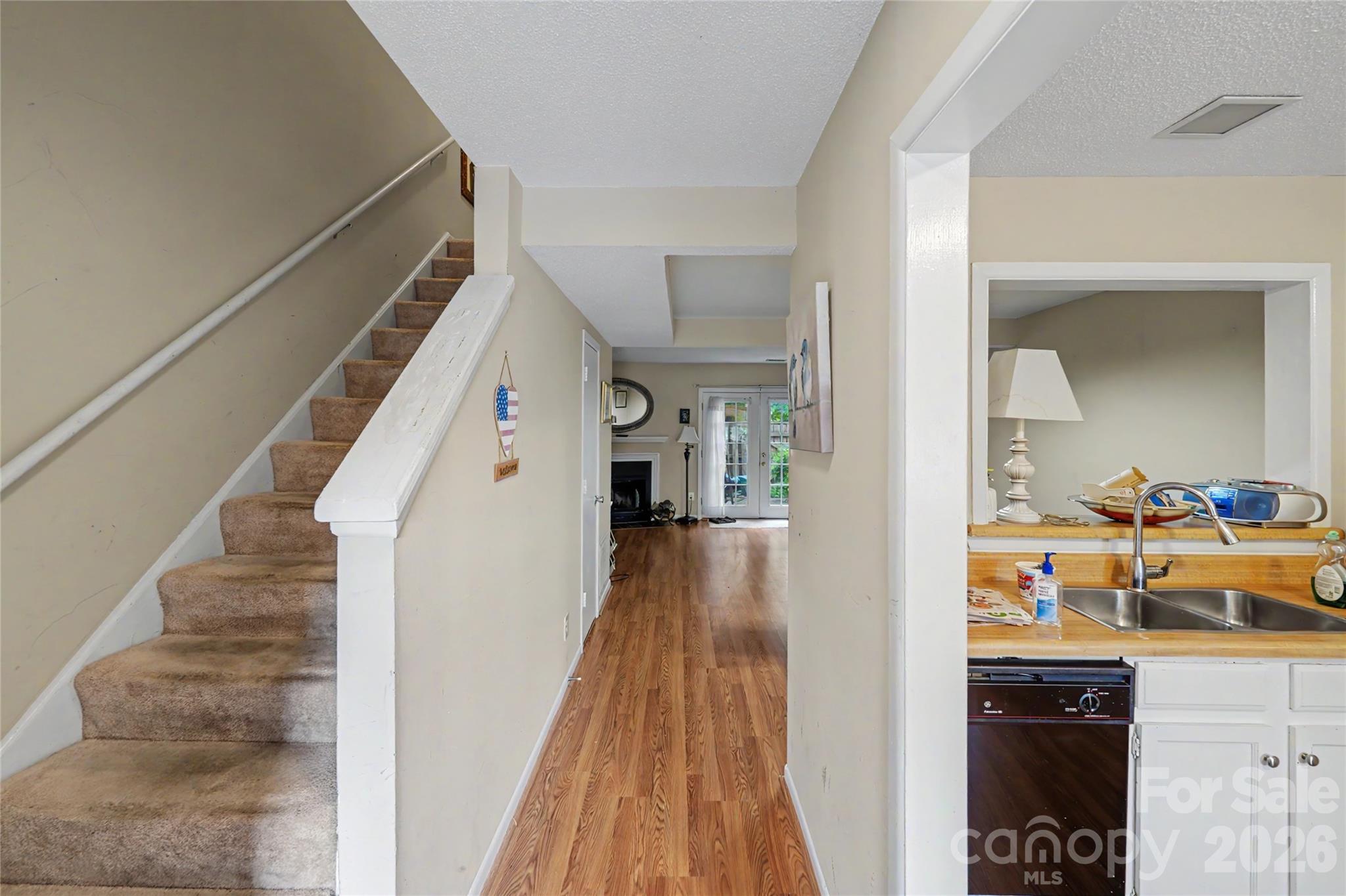 2921 Heathstead Place — Charlotte