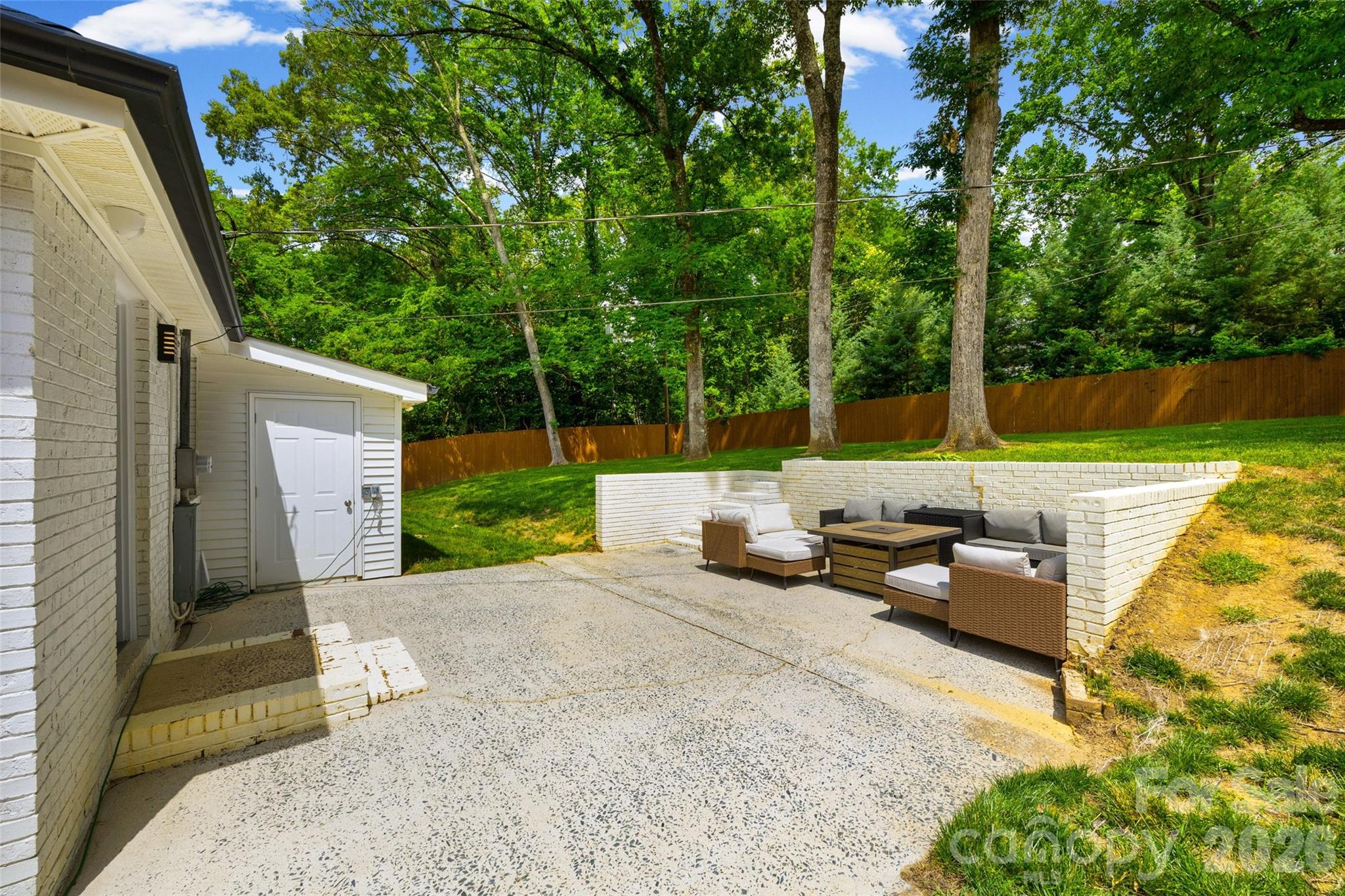 1142 Fox Run Drive — Charlotte