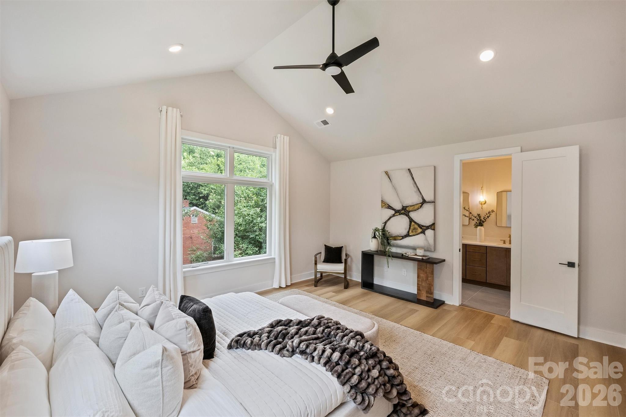 2701 Catalina Avenue — Charlotte