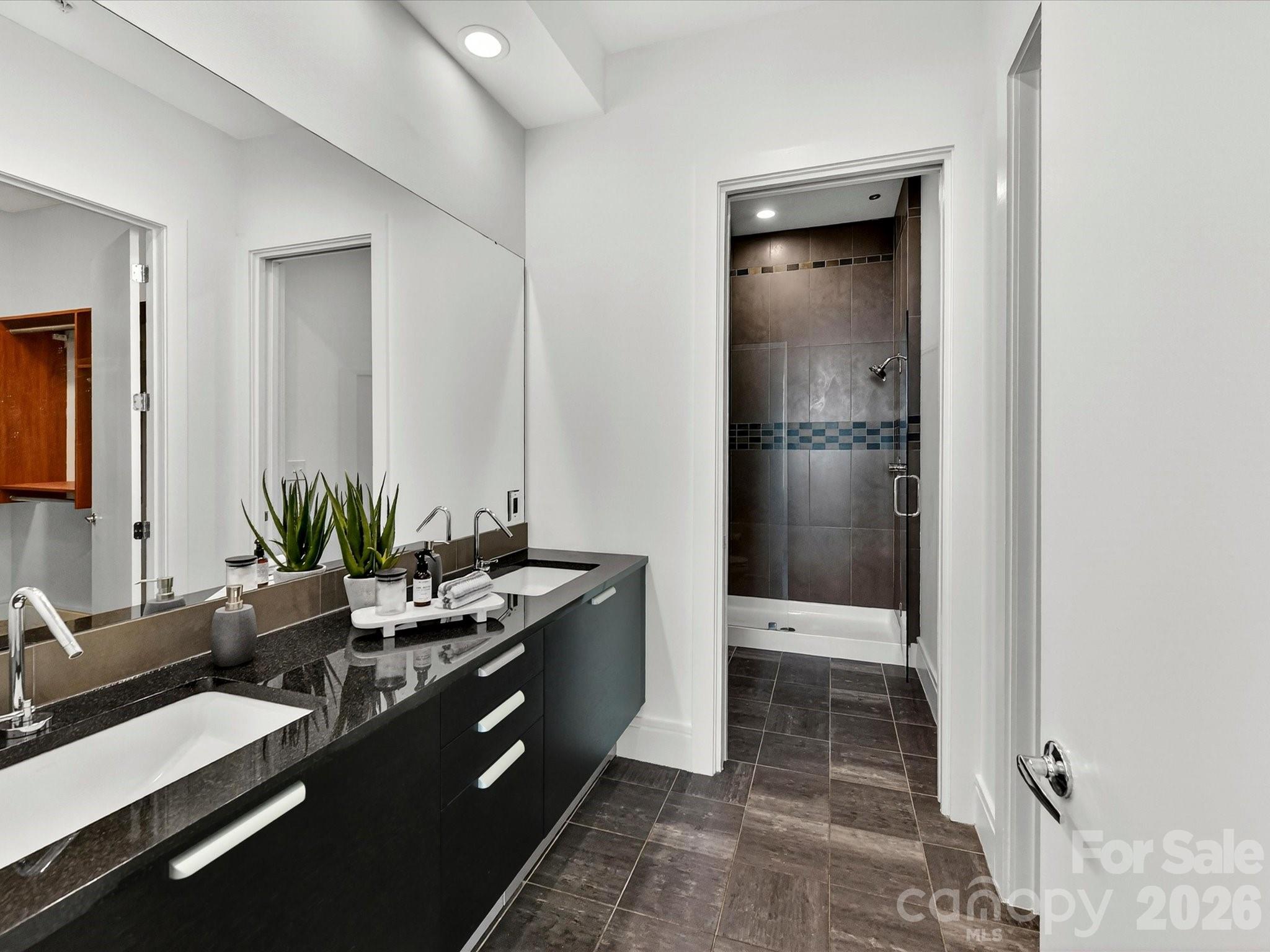 505 E 6th Street #1601 — Charlotte